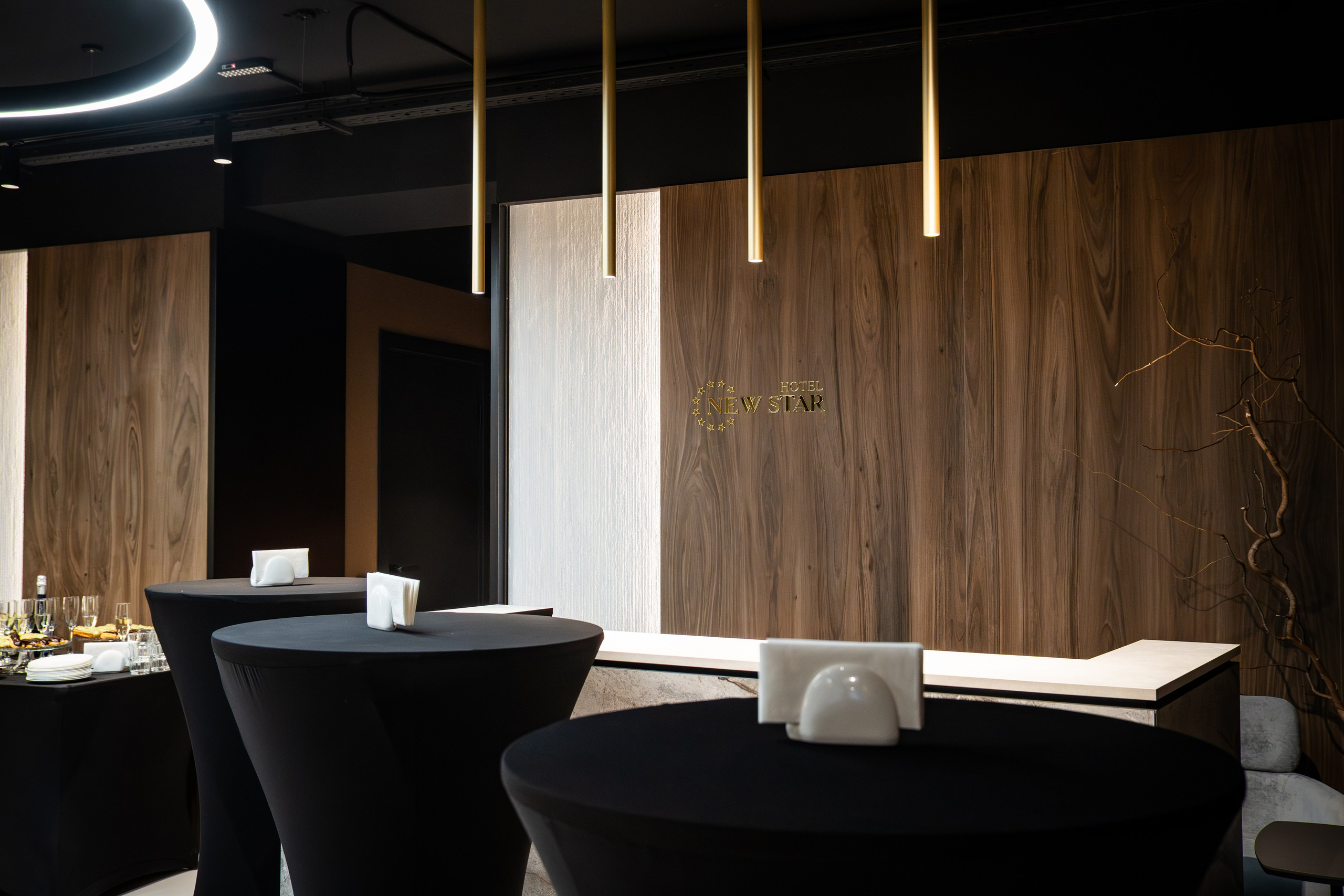 Специальный показ конкурсных фильмов «Время вдохновляться». Репортажный фотограф Слюсаренко Артём