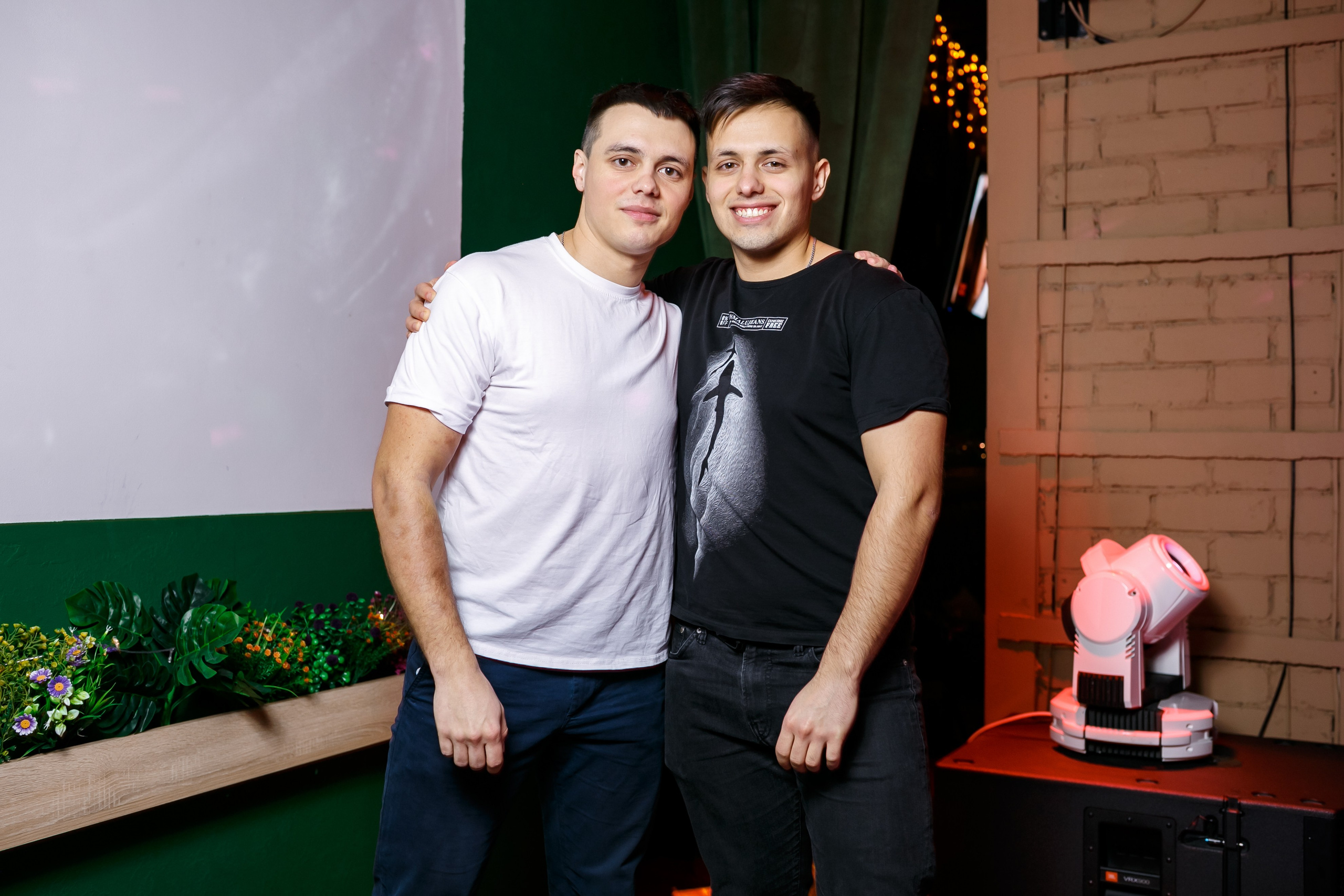 Караоке бар Bravo. Фотограф в Воронеже Иван Самодуров