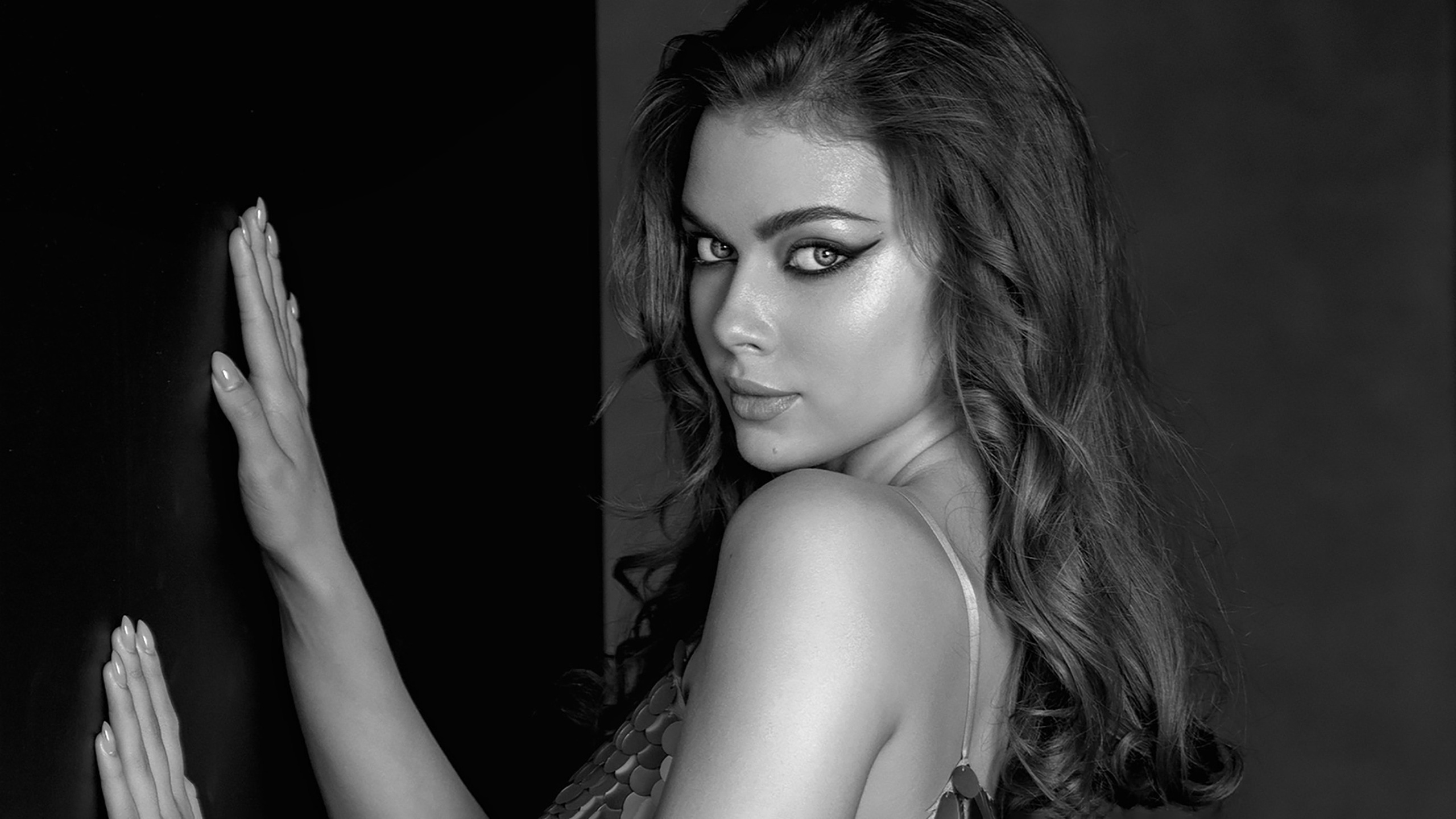 Фотограф в Краснодаре Нани Лоза. Студийная и выездная фотосъёмка