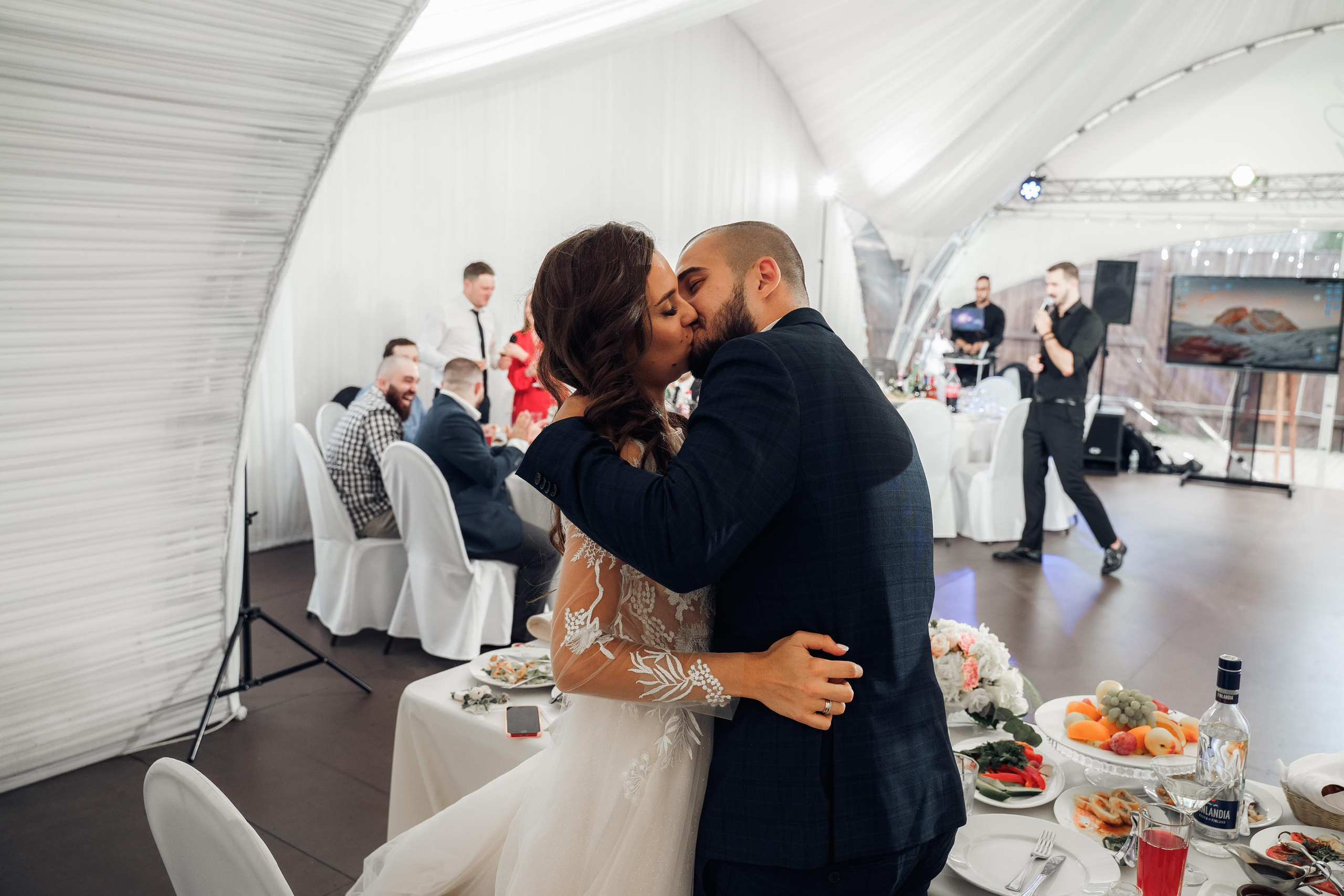 Дай волю чувствам. Свадебный фотограф Москва и МО