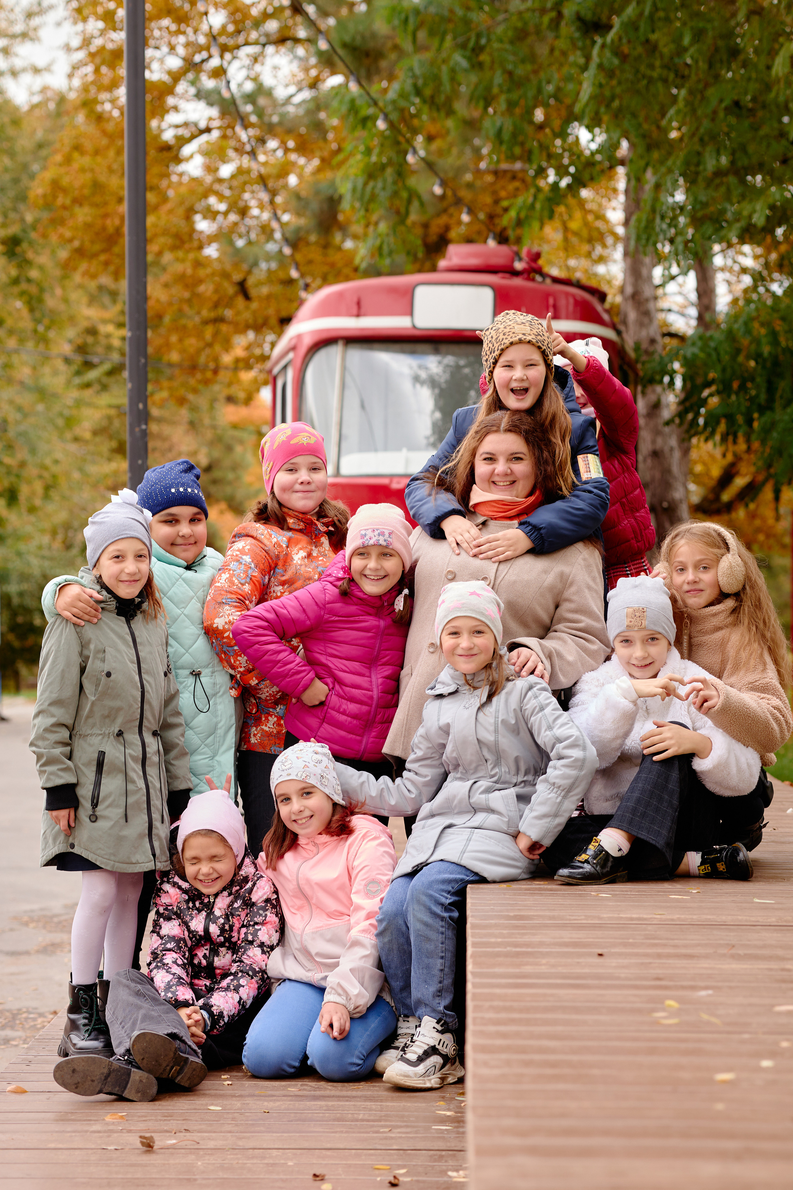 Сьемка в парке на выпускные альбомы таганрог. Фотограф Выпускные альбомы Таганрог Сергей Коробченко