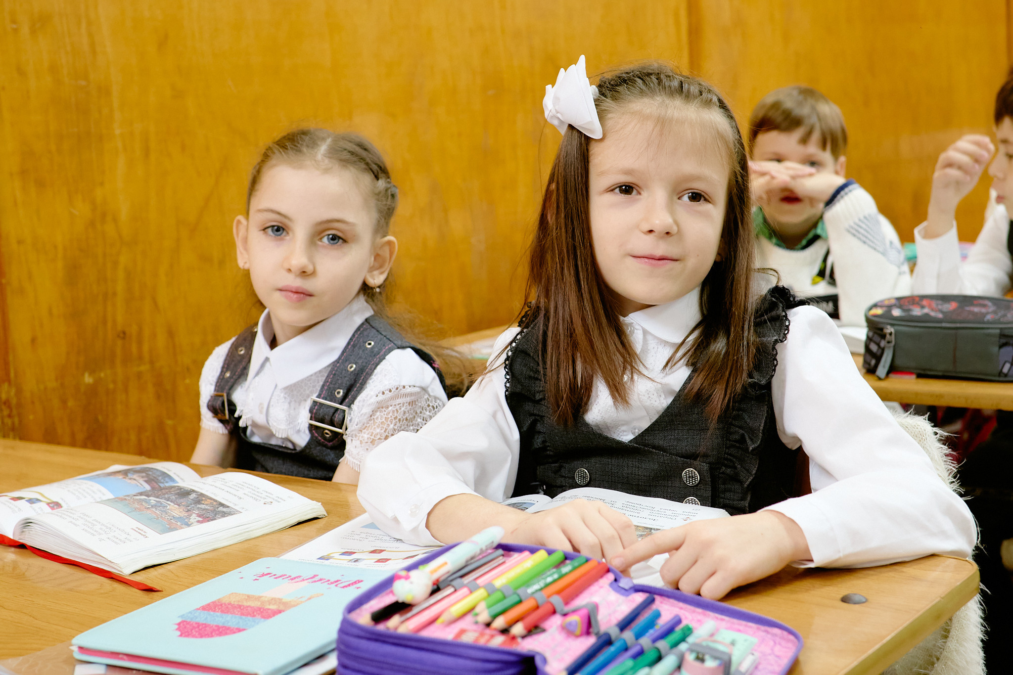 Сьемка на 1 сентебря. Фотограф Выпускные альбомы Таганрог Сергей Коробченко