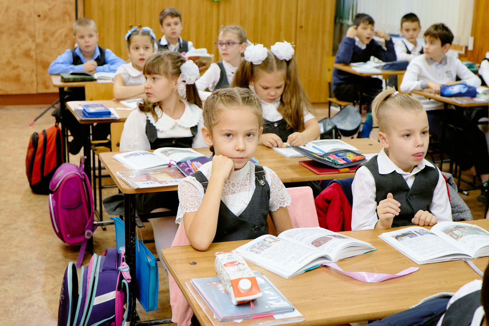 Сьемка на 1 сентебря. Фотограф Выпускные альбомы Таганрог Сергей Коробченко