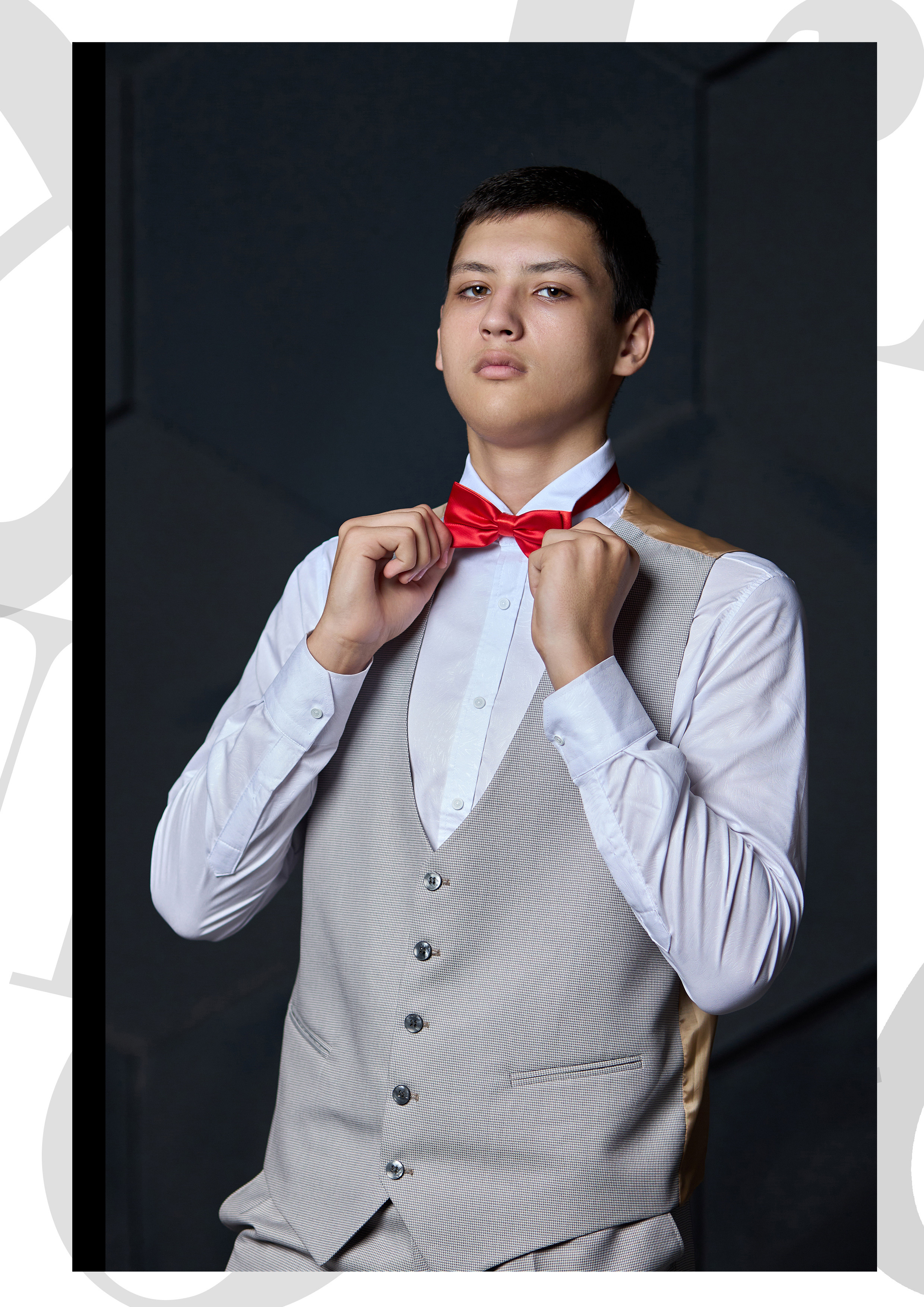 Сьемка выпускного альбома в студии Фотостудия GRUNGE HALL таганрог. Фотограф Выпускные альбомы Таганрог Сергей Коробченко