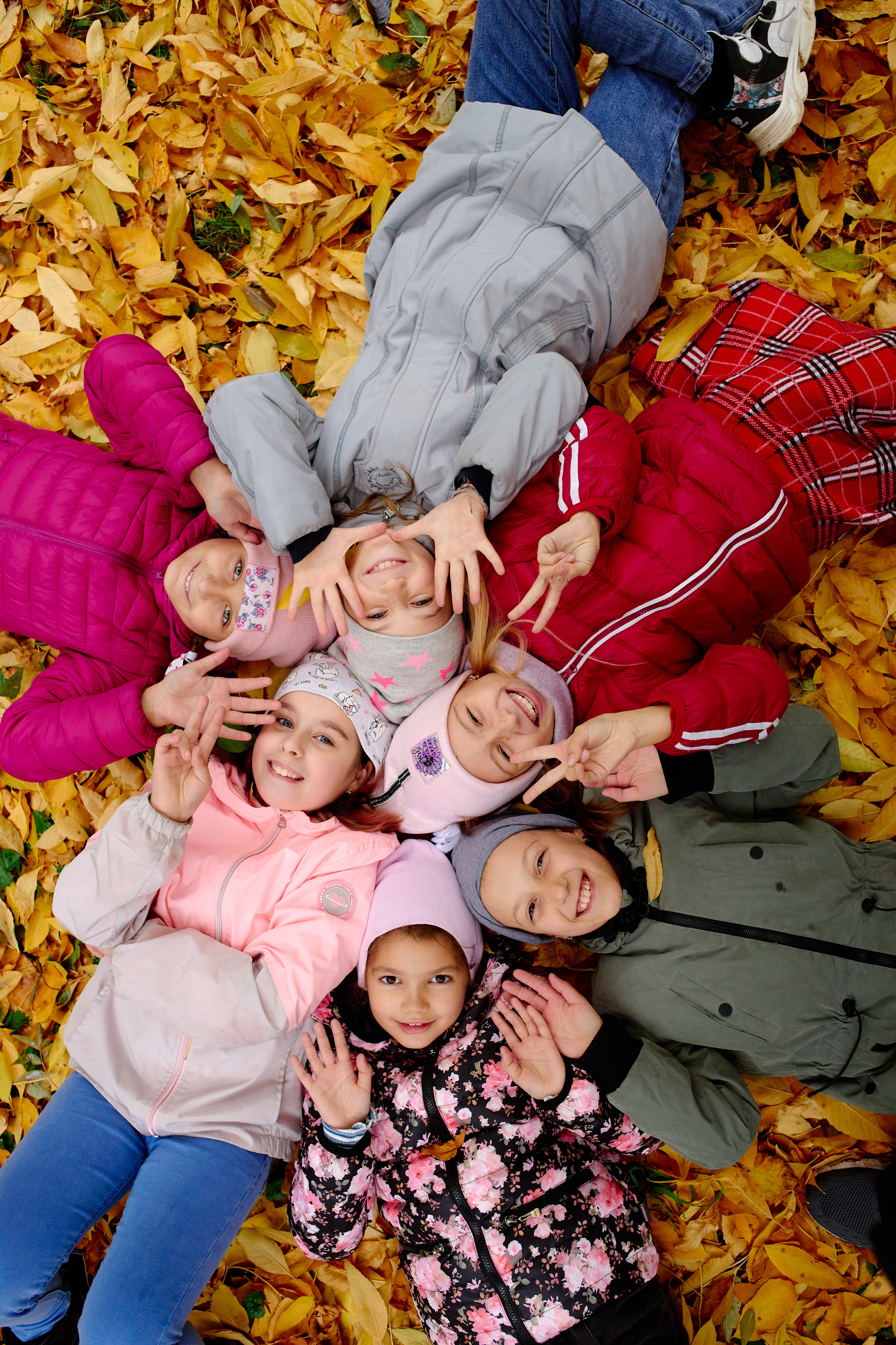 Сьемка в парке на выпускные альбомы таганрог. Фотограф Выпускные альбомы Таганрог Сергей Коробченко