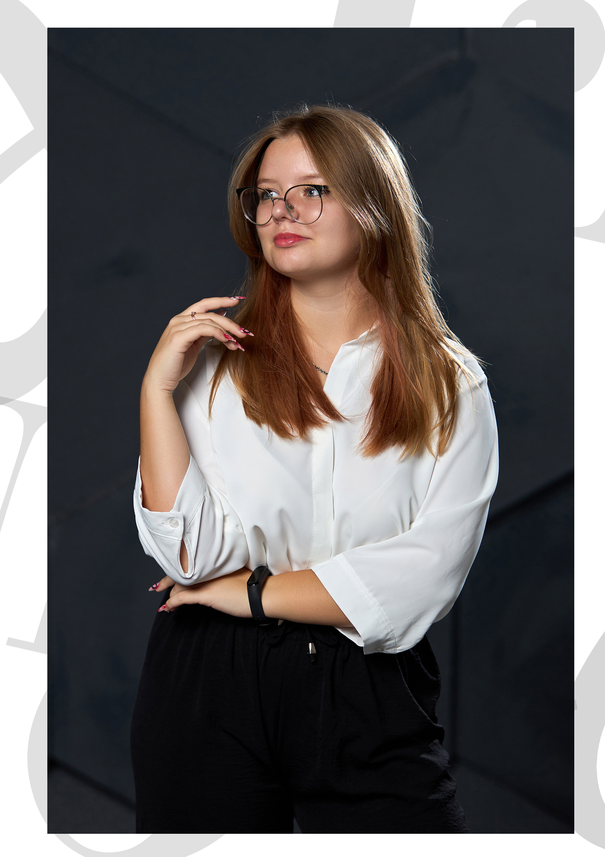 Сьемка выпускного альбома в студии Фотостудия GRUNGE HALL таганрог. Фотограф Выпускные альбомы Таганрог Сергей Коробченко