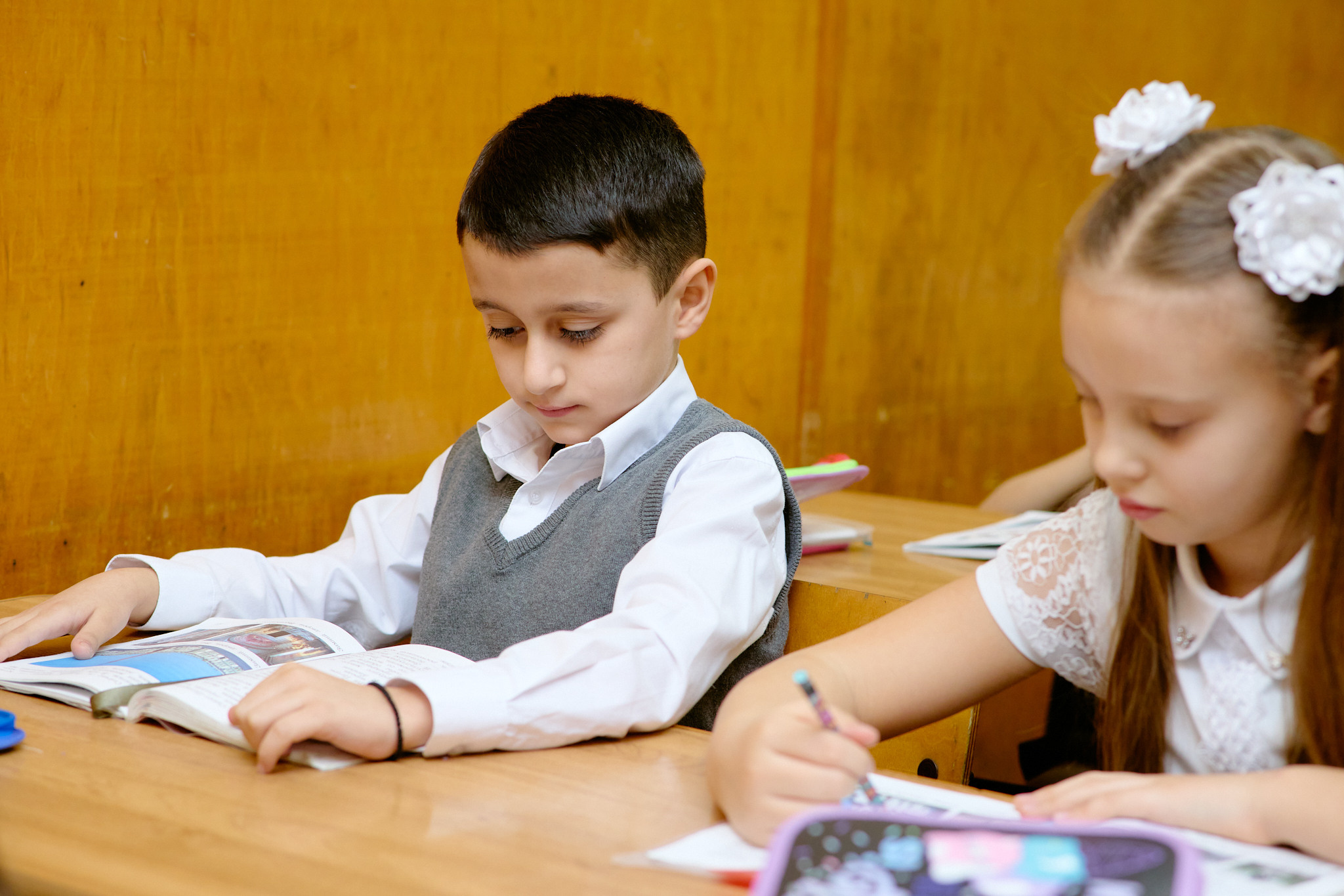 Сьемка на 1 сентебря. Фотограф Выпускные альбомы Таганрог Сергей Коробченко