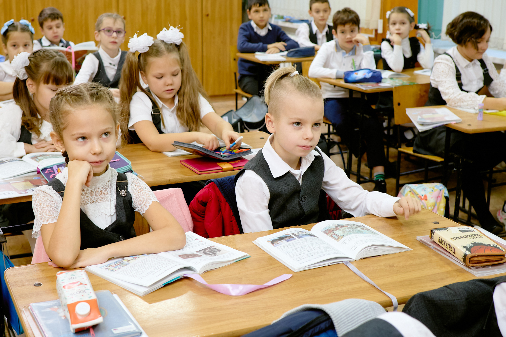 Сьемка на 1 сентебря. Фотограф Выпускные альбомы Таганрог Сергей Коробченко