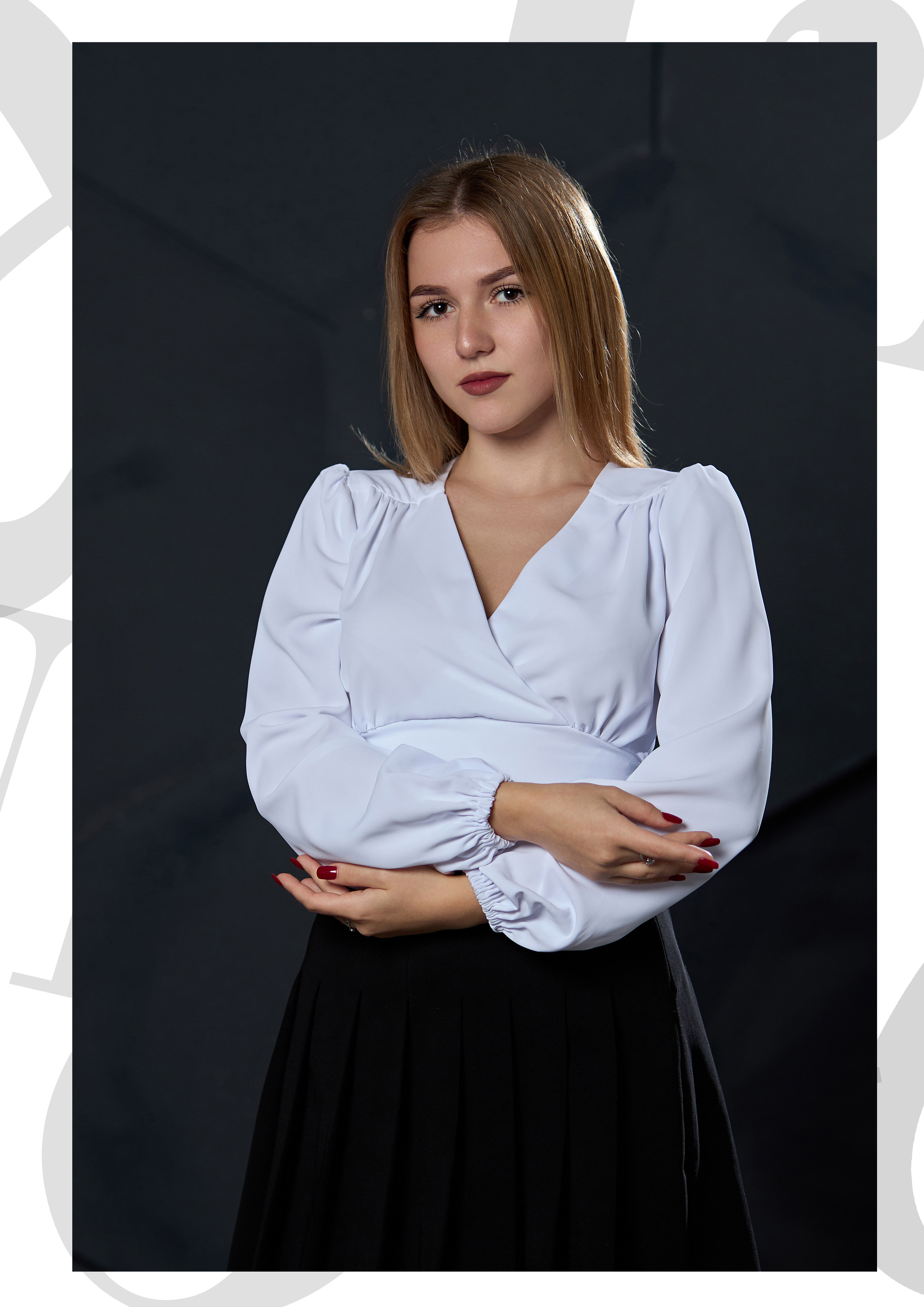 Сьемка выпускного альбома в студии Фотостудия GRUNGE HALL таганрог. Фотограф Выпускные альбомы Таганрог Сергей Коробченко