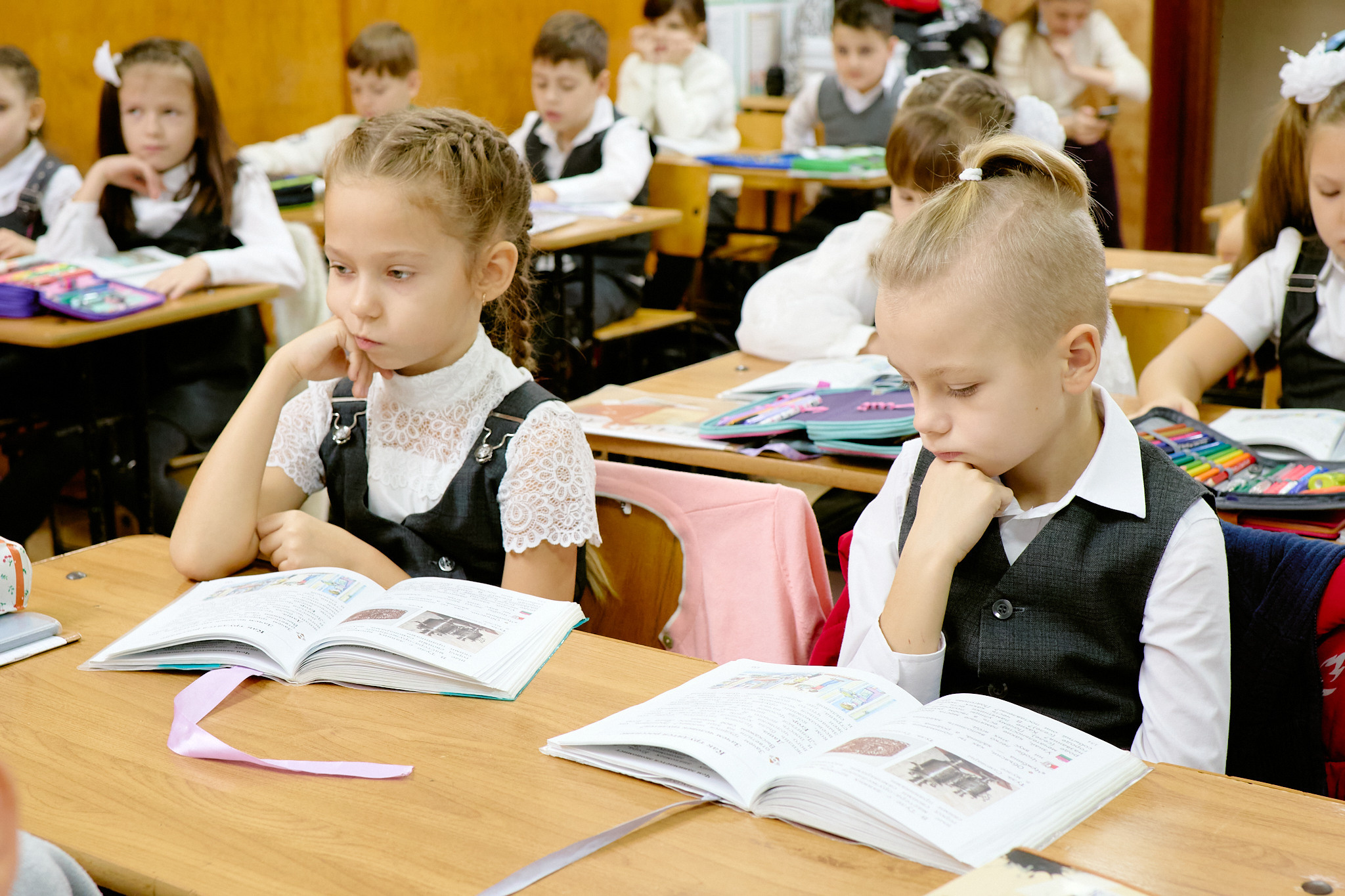 Сьемка на 1 сентебря. Фотограф Выпускные альбомы Таганрог Сергей Коробченко