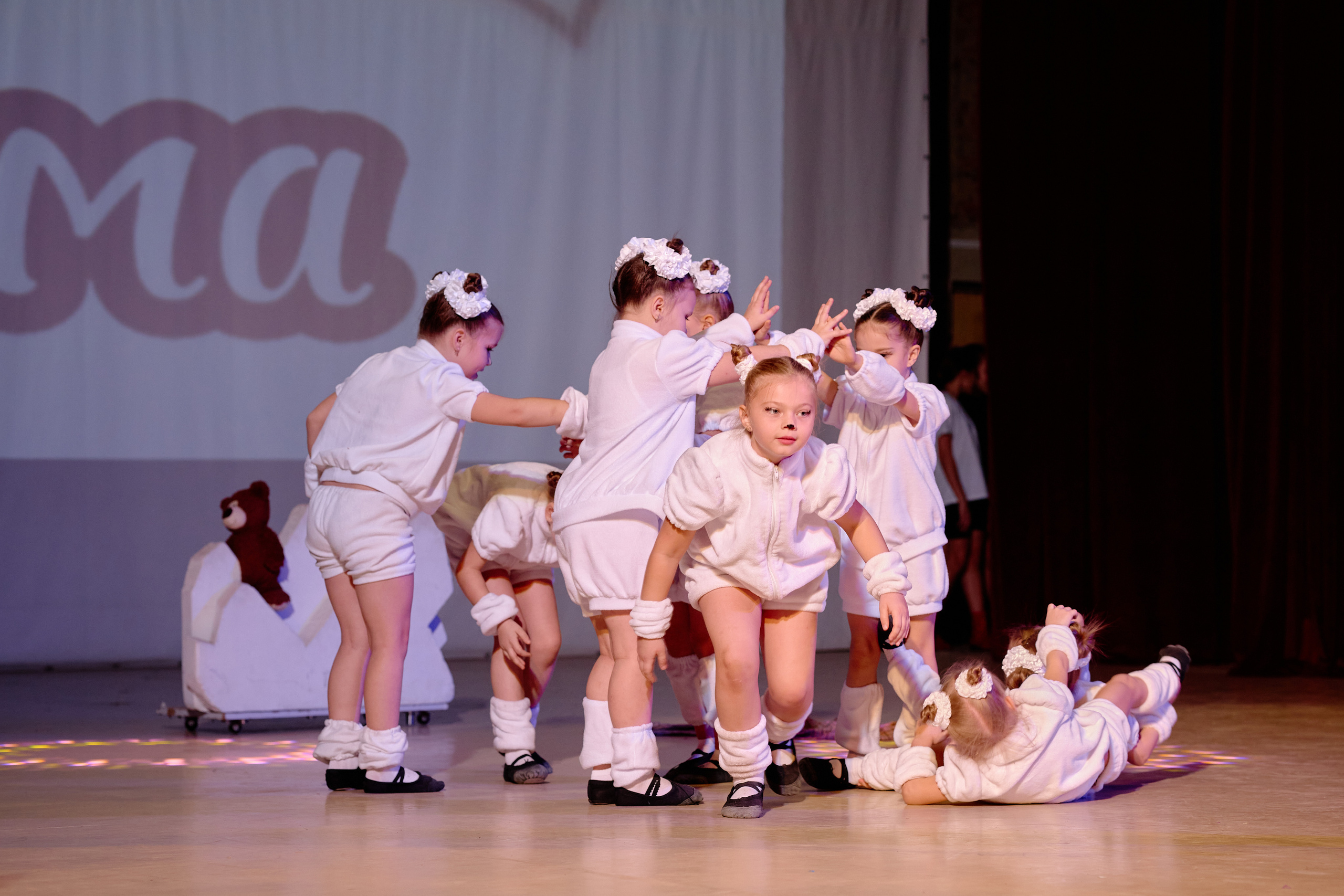 Супер Мама. Фотограф Выпускные альбомы Таганрог Сергей Коробченко