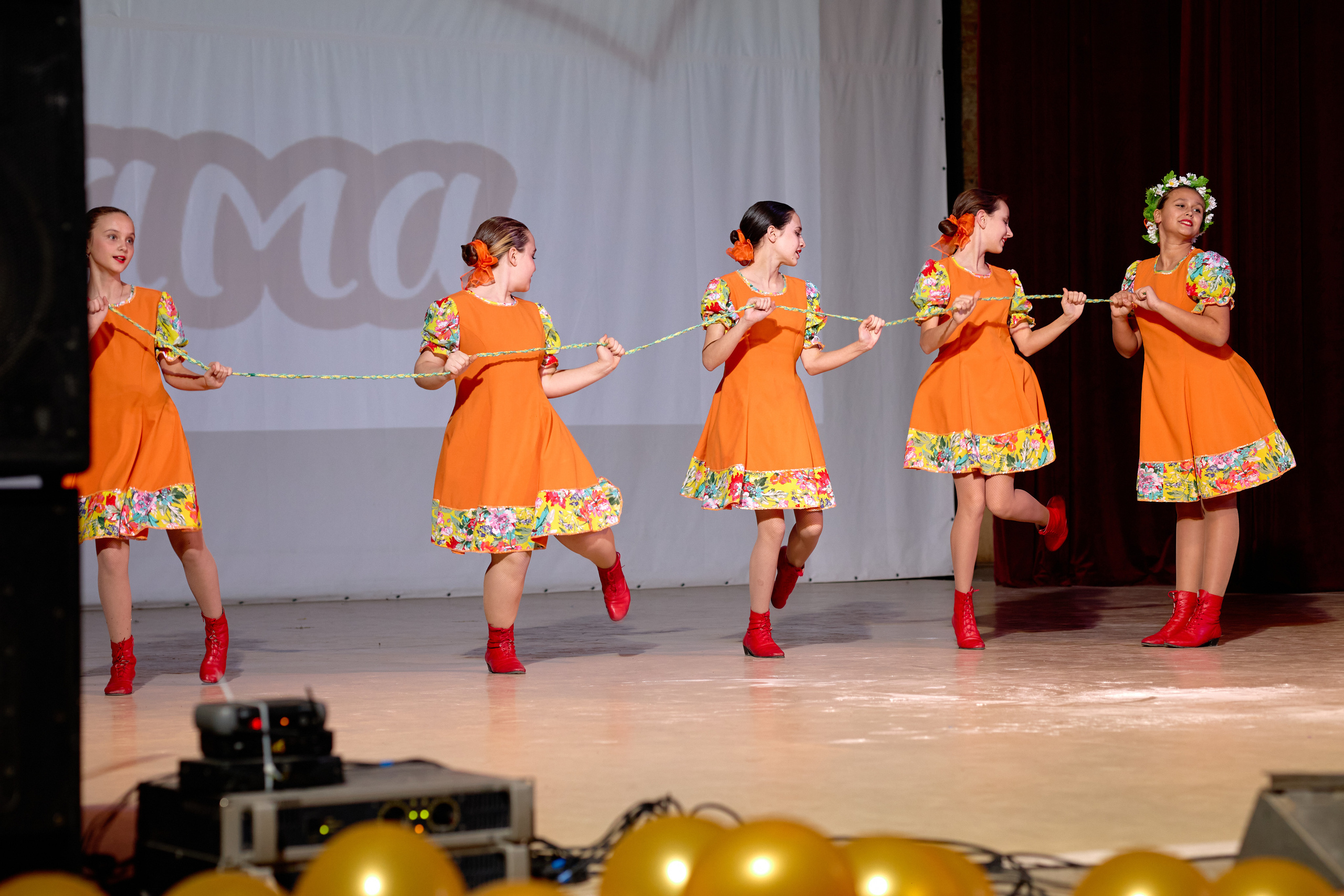 Супер Мама. Фотограф Выпускные альбомы Таганрог Сергей Коробченко