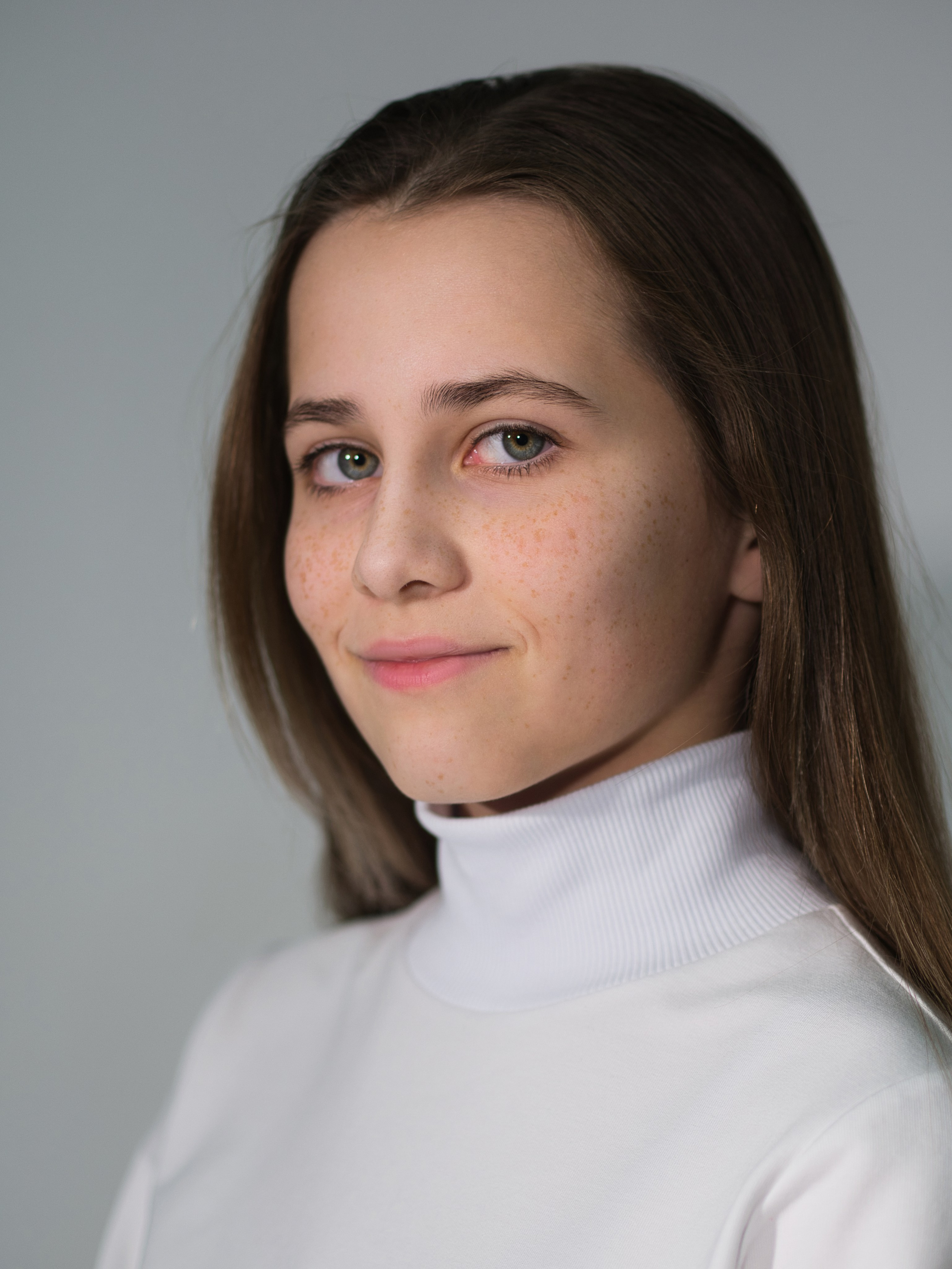 Свитера. Студия КРУГ. Фото и видеосъемка, видеомонтаж