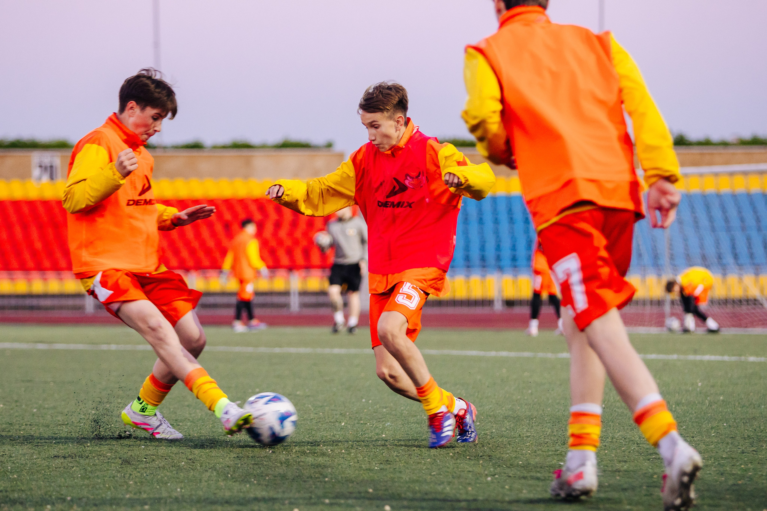 Тренировка ФК «Надеждик-Юниор» // 23.05.25. Денис Прохоров Фотограф в г. Магнитогорск