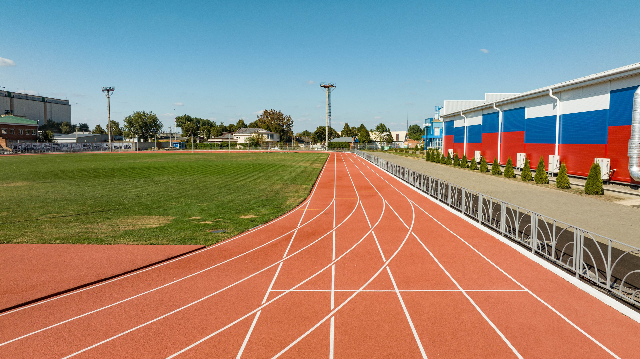 СТАДИОН СТ. БРЮХОВЕТСКАЯ. Recro