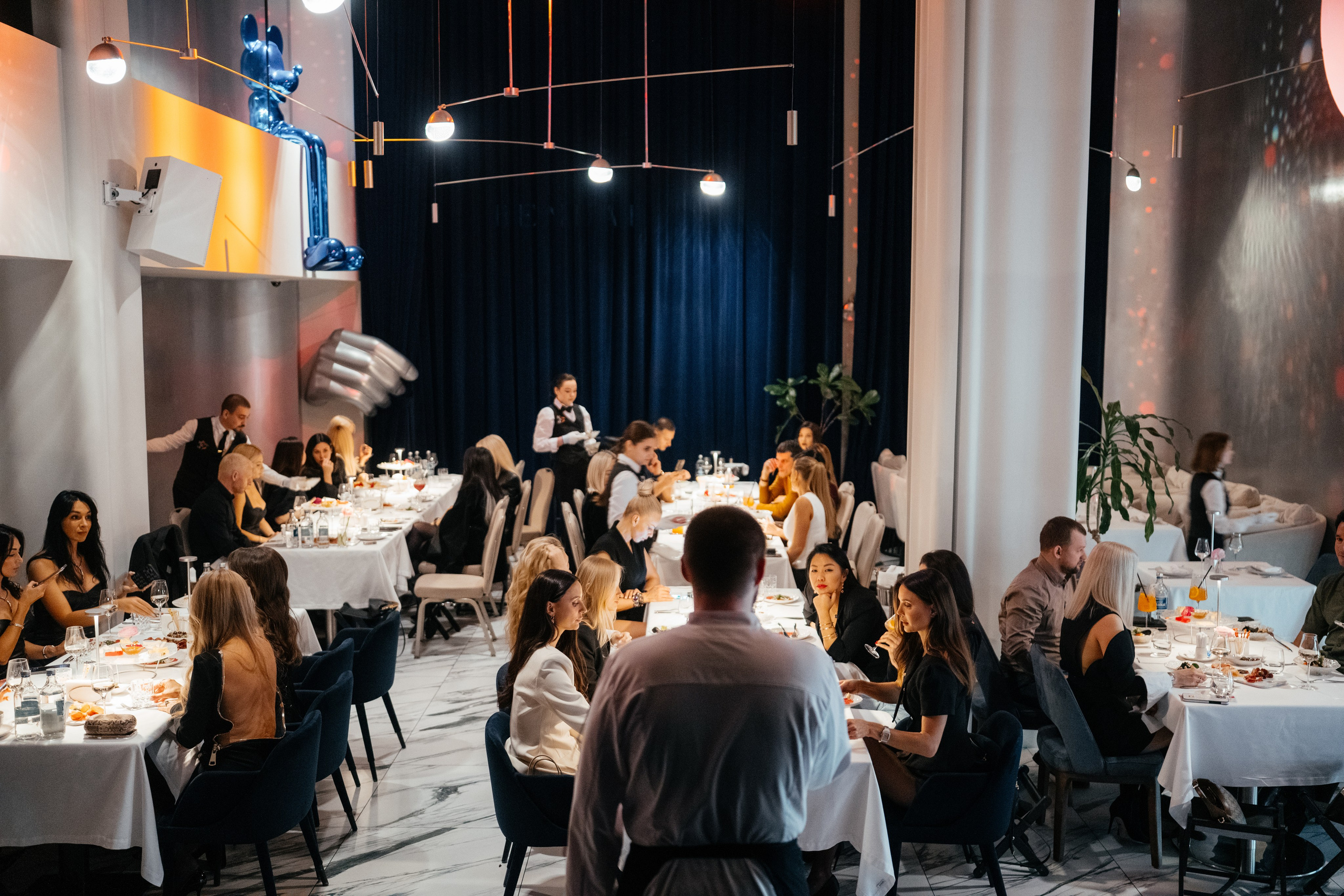 2 апреля (среда). BENUAR Restaurant