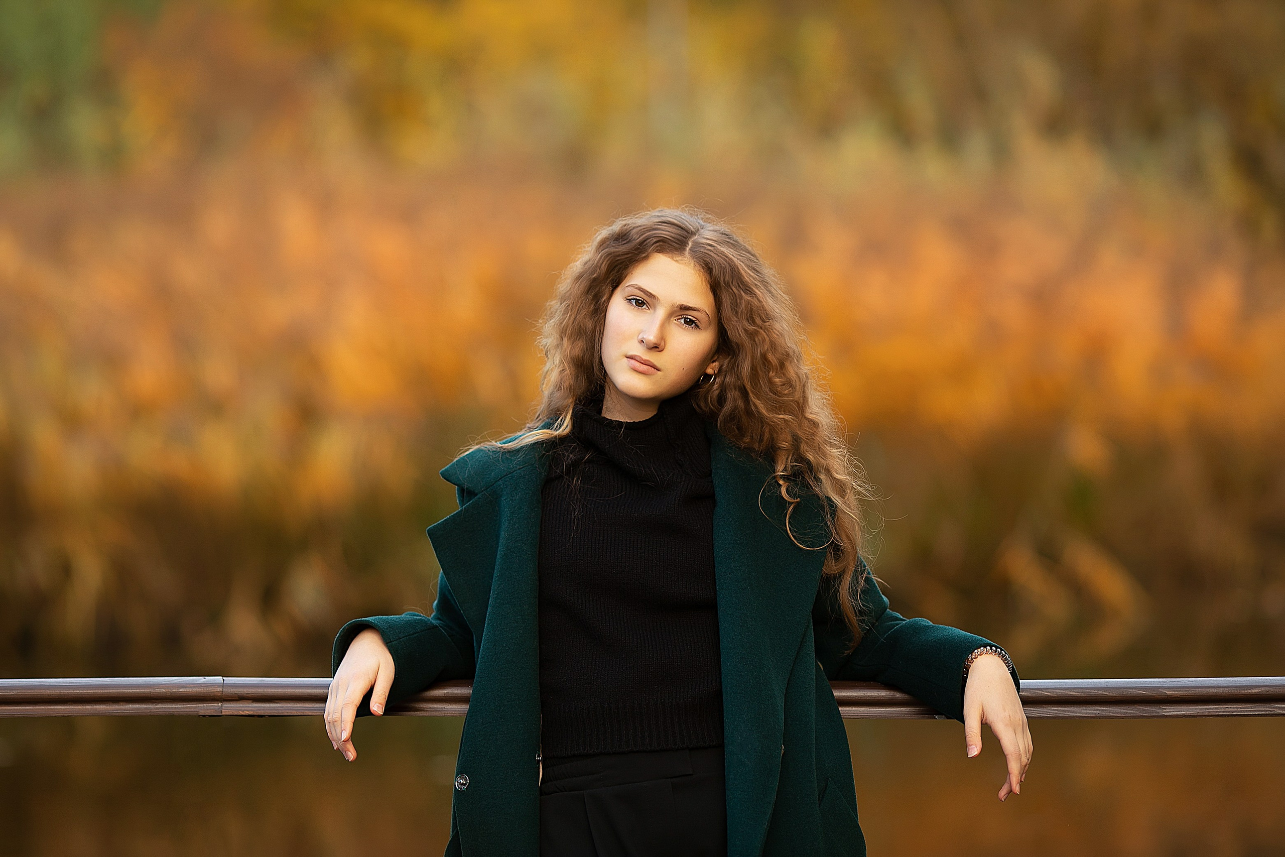 Осенняя гармония: Лиза и природа. Главная