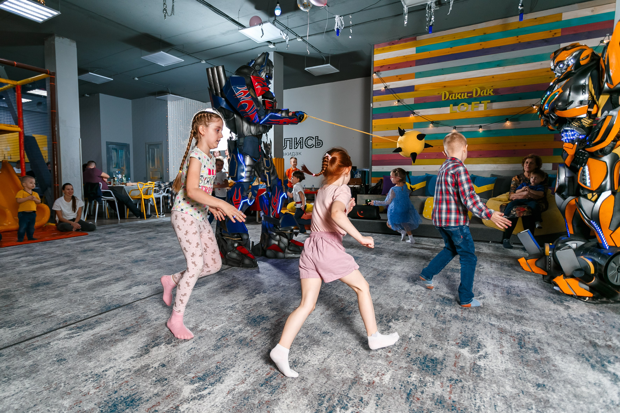 Лофт ДАКИ ДАК\ детский ДР. Фотограф в  г. Новосибирск
