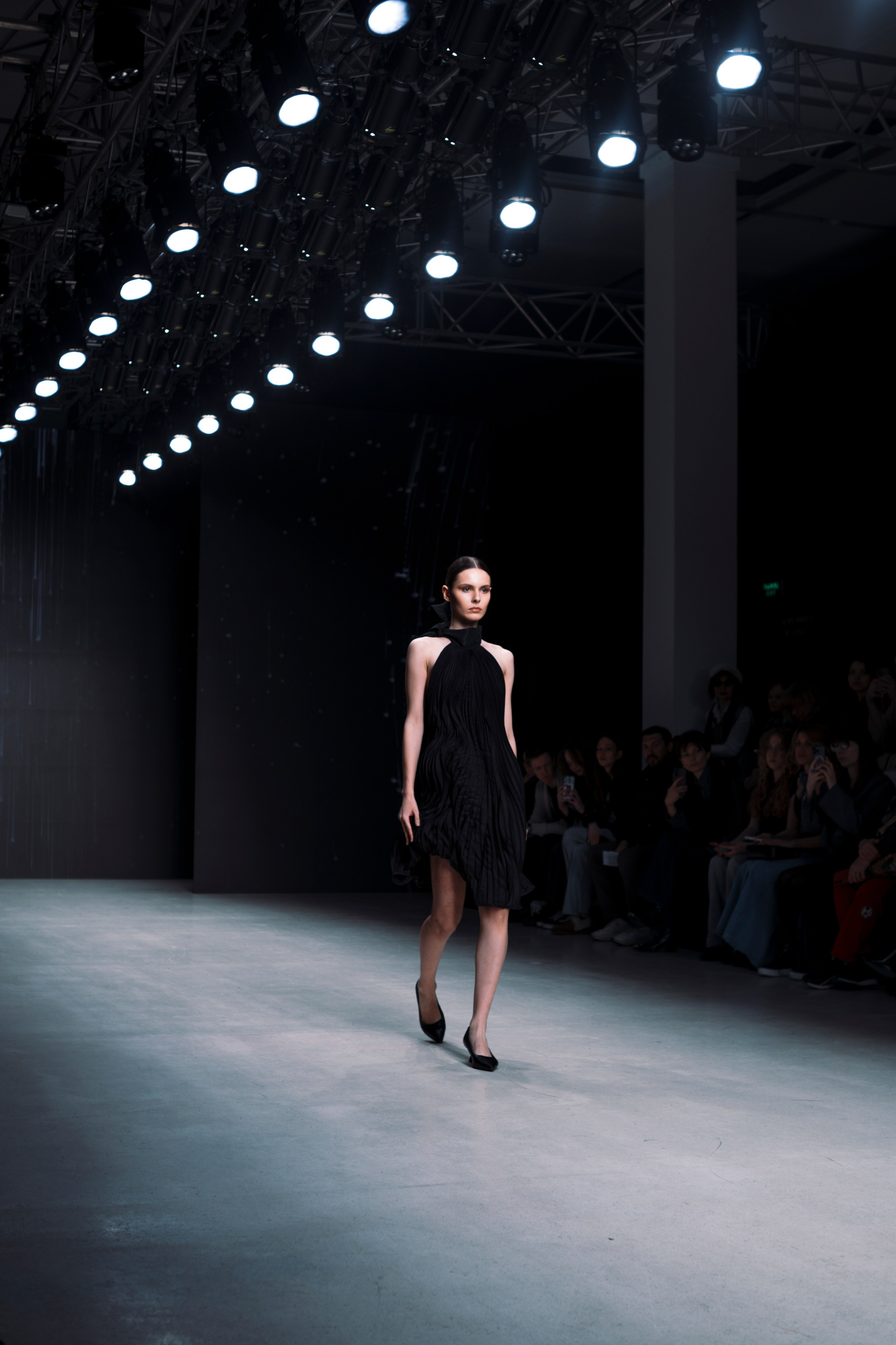 Fashion Week 2025. Свадебный фотограф в Москве Кристина Чехова