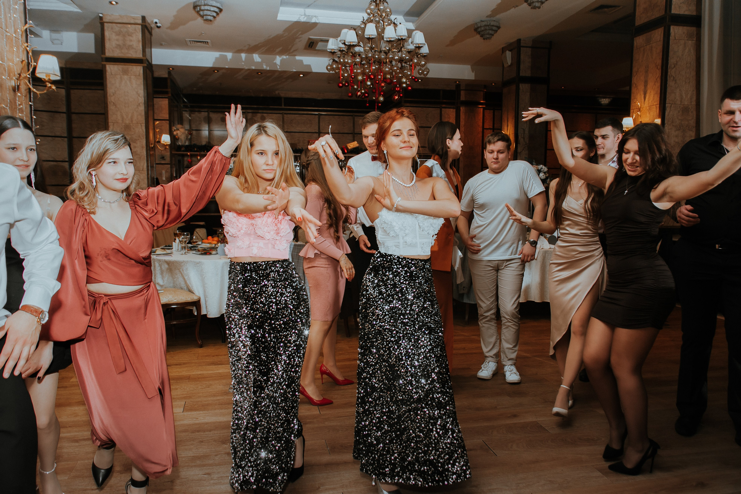 Съемка выездной регистрации в отеле. Свадебный и репортажный фотограф в Ярославле и Санкт-Петербурге Роман Микрюков