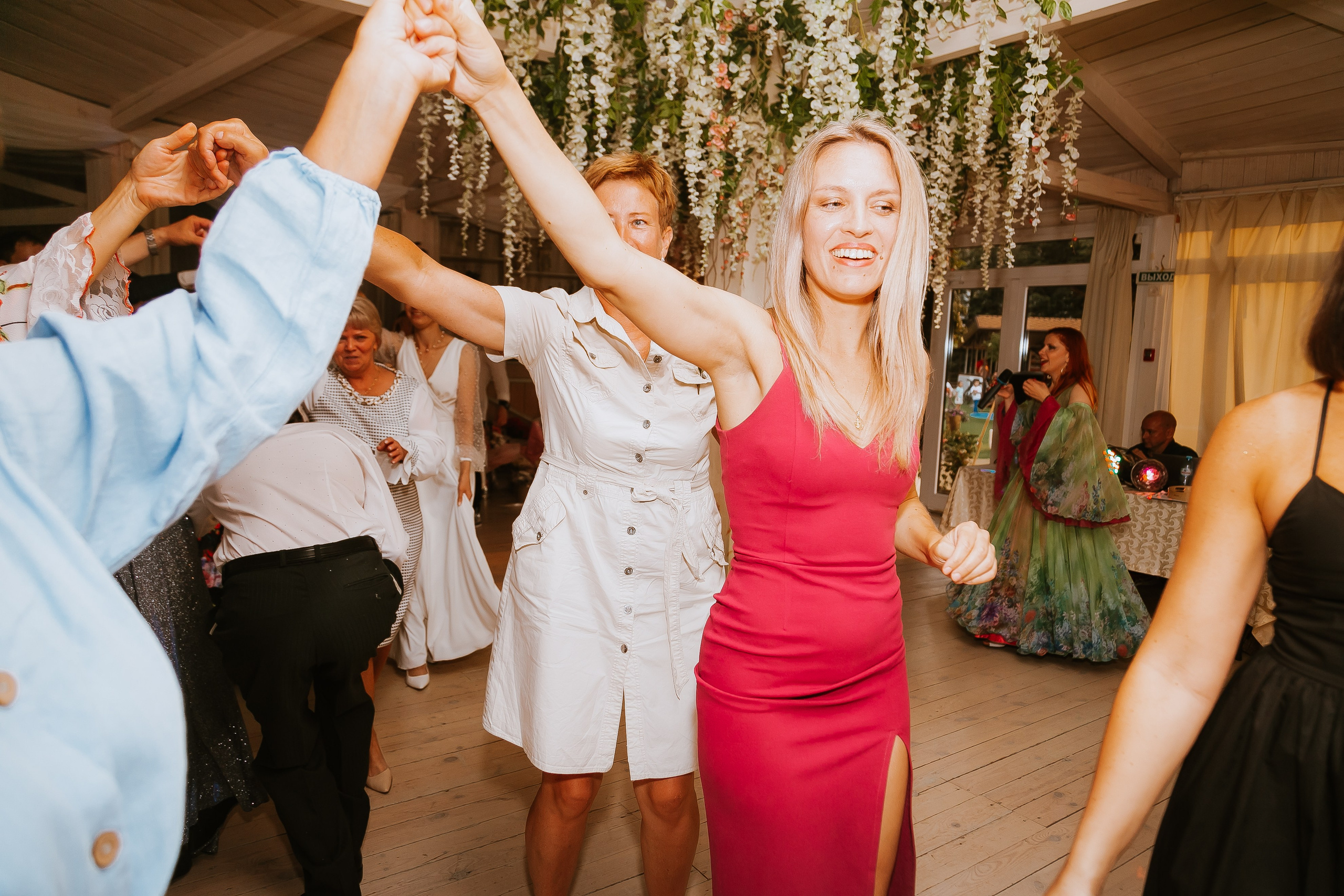 Свадьба Юлии и Евгения. Свадебный и репортажный фотограф в Ярославле и Санкт-Петербурге Роман Микрюков