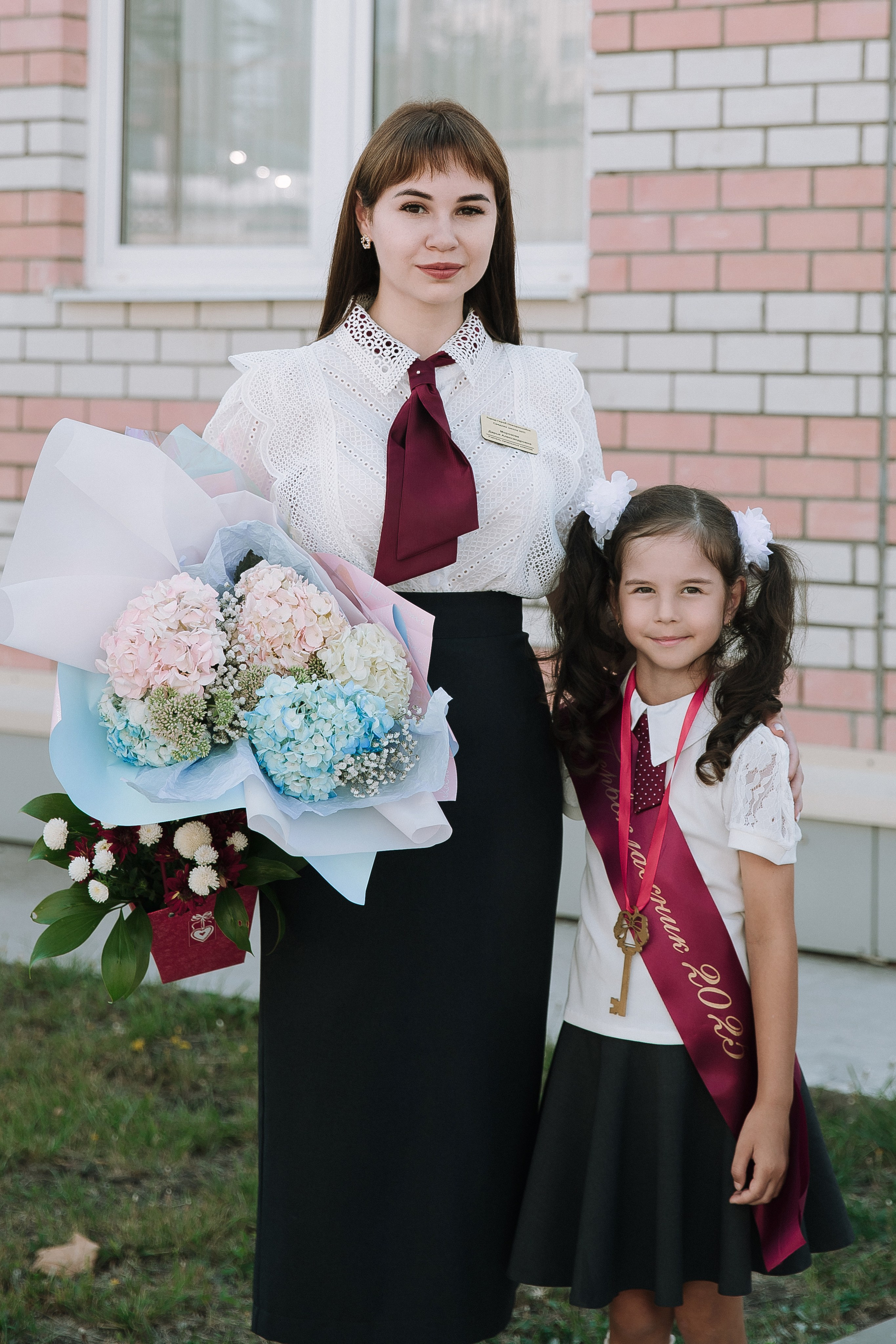 1 класс 11 школа. Выпускные альбомы Натальи Бутко: Новороссийск, Анапа, Геленджик