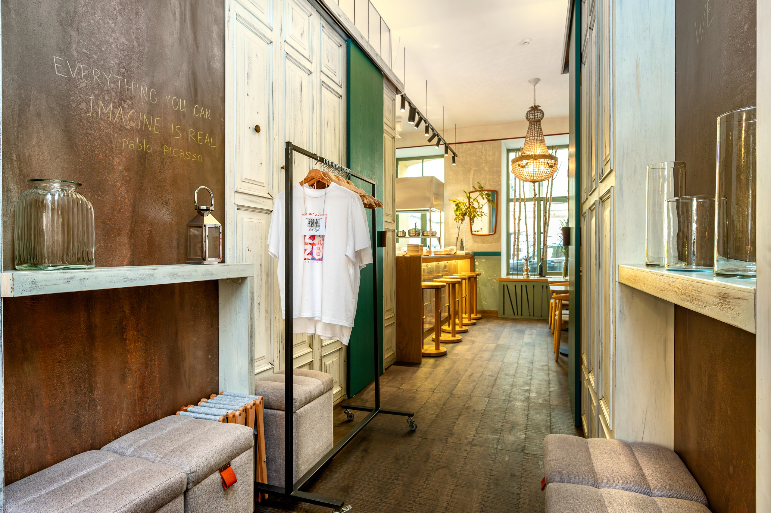 Винный бар ZAZAZU. Интерьерный фотограф. Фото- видеосъемка недвижимости Санкт-Петербург