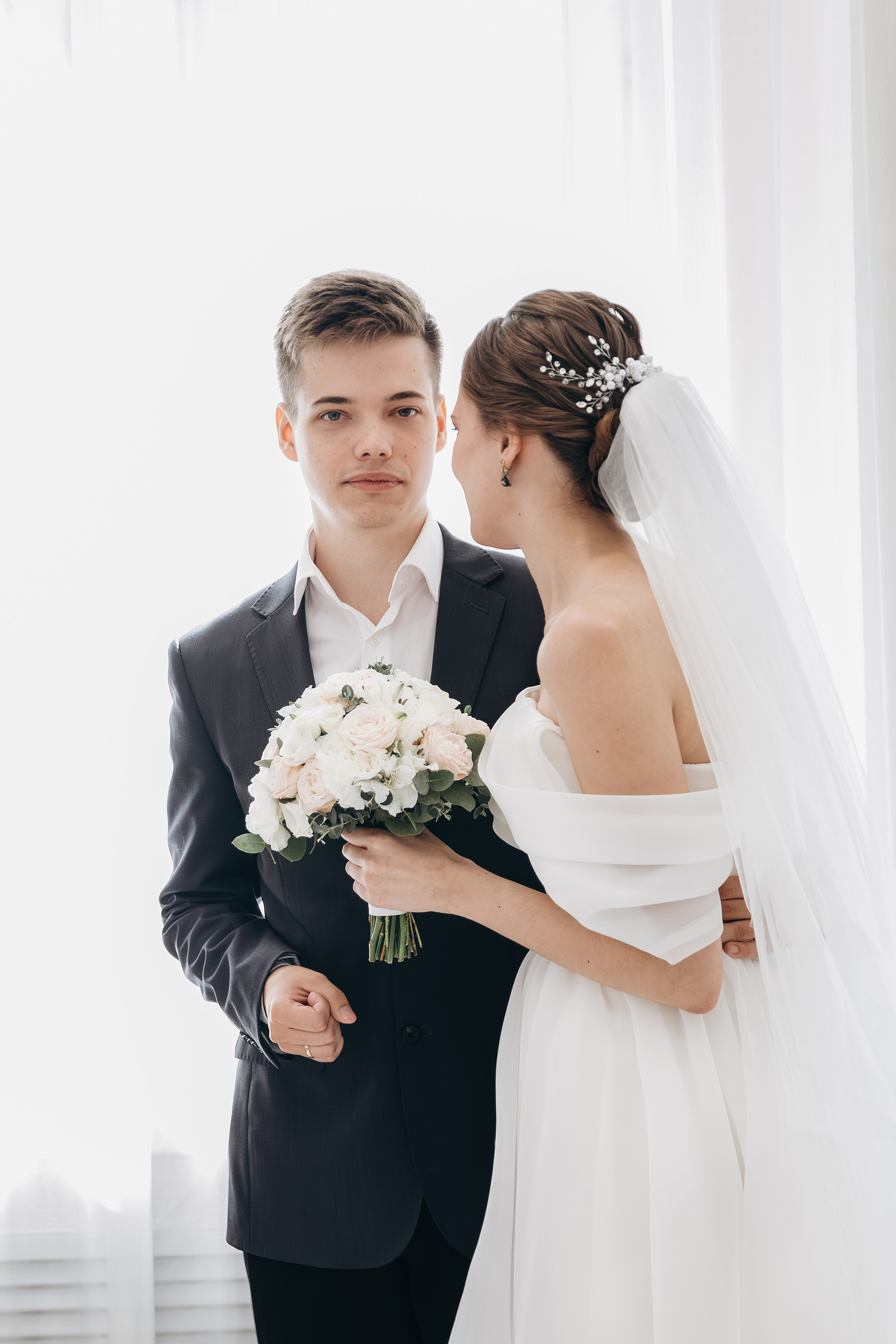 ЗАГС (Кировский район). Регина Мингалимова, семейный и свадебный фотограф в Казани