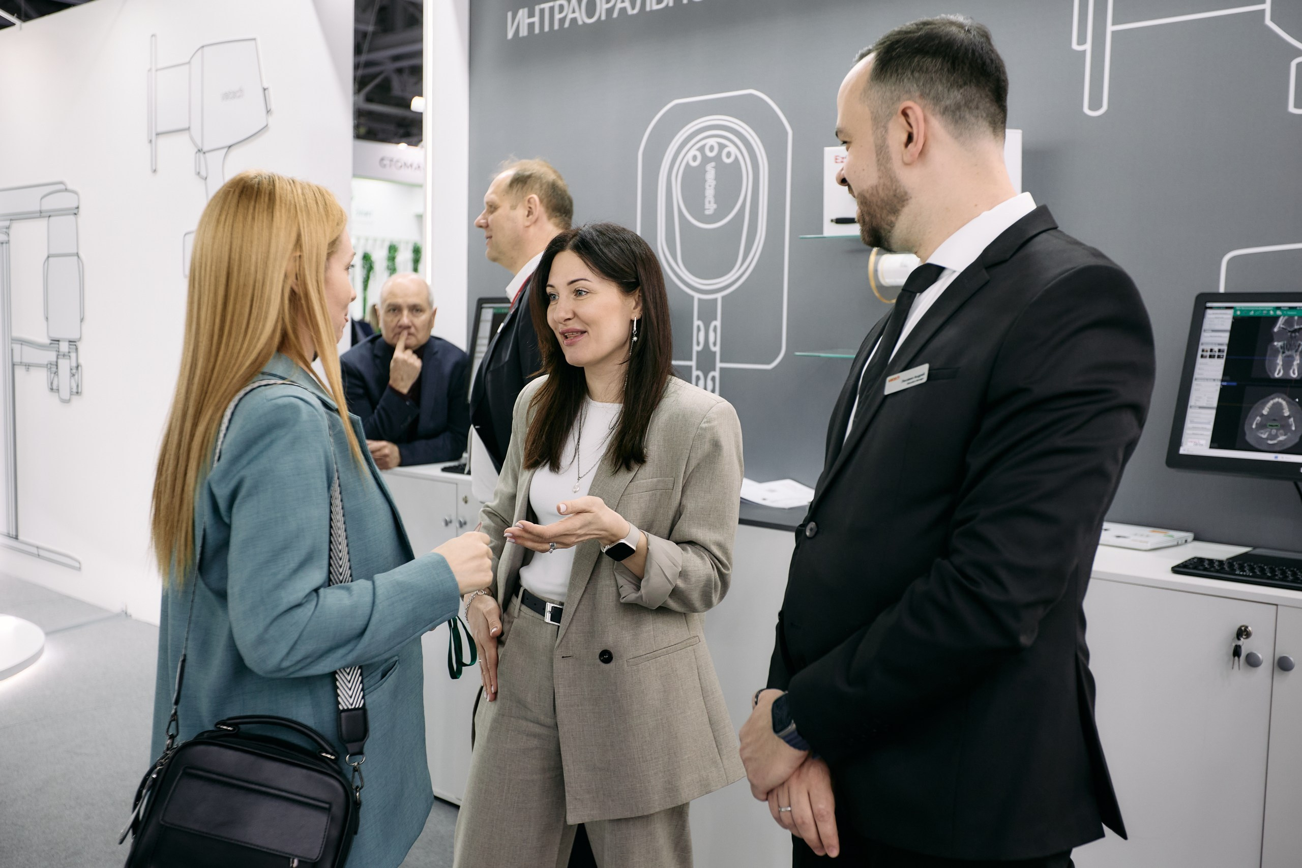 Дентал Салон 2026: Vatech. Свадебный и репортажный фотограф Дмитрий Кононенко