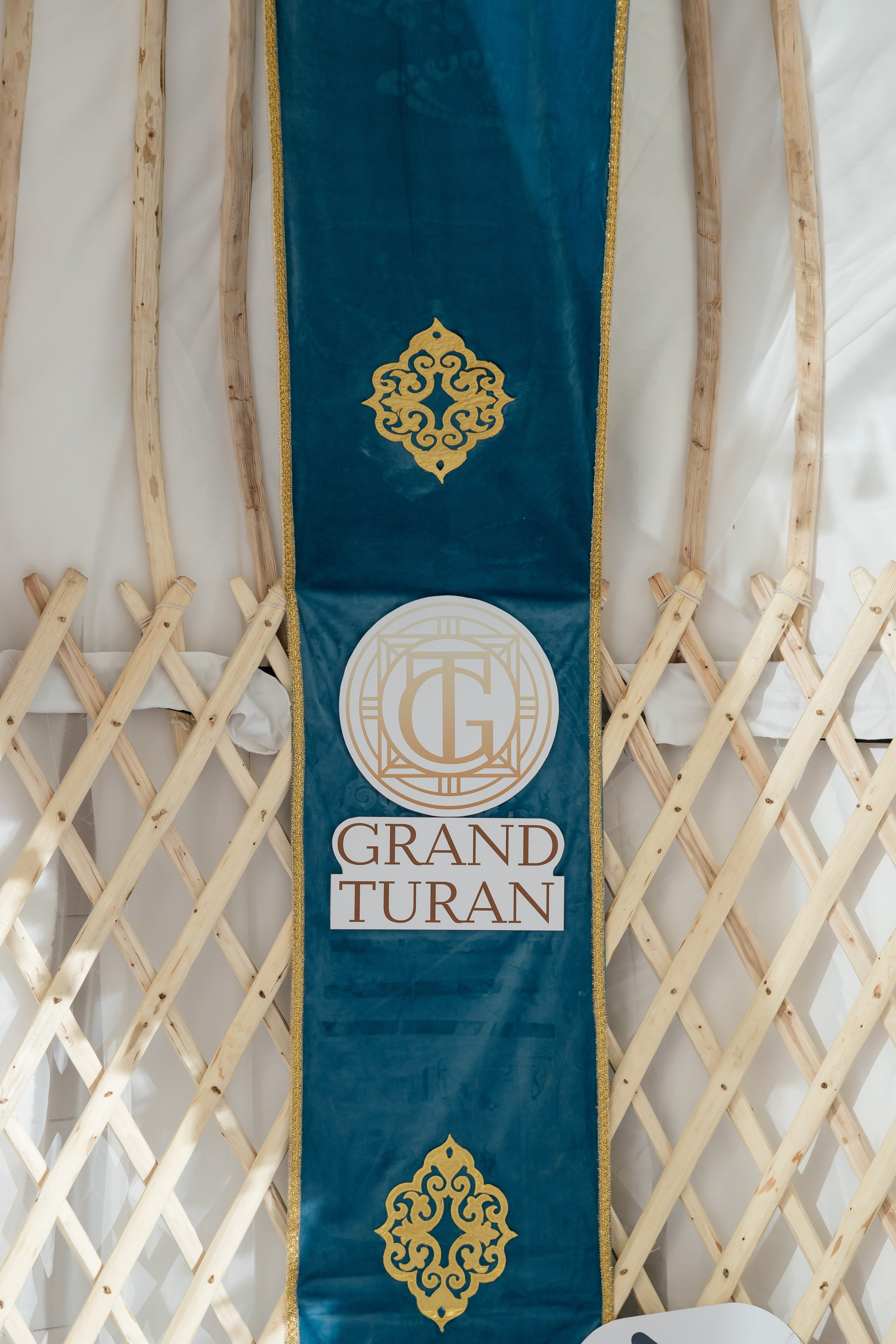 Проект 1. Вручение ключей BI Group. Дата: октябрь 2023. Профессиональный фотограф в городе Астана/Алматы Даурен Сембаев