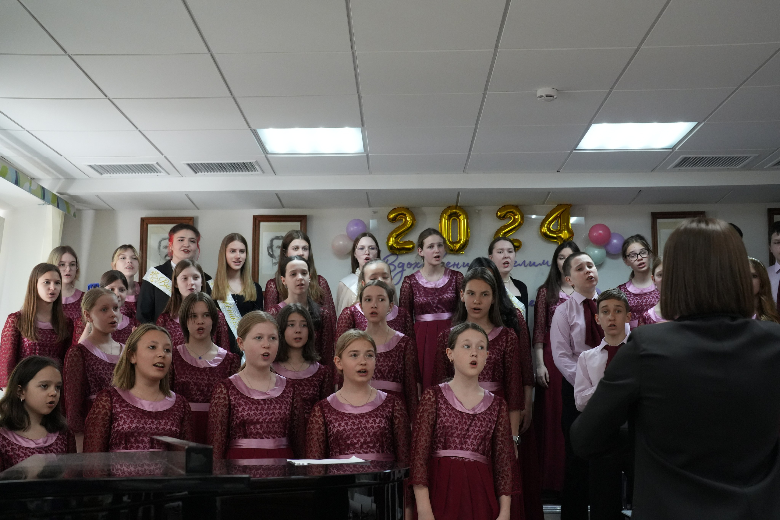 Выпускной в музыкально-хоровой школе г. Москвы № 106. Семейный и детский фотограф в Москве Оксана Чибизова