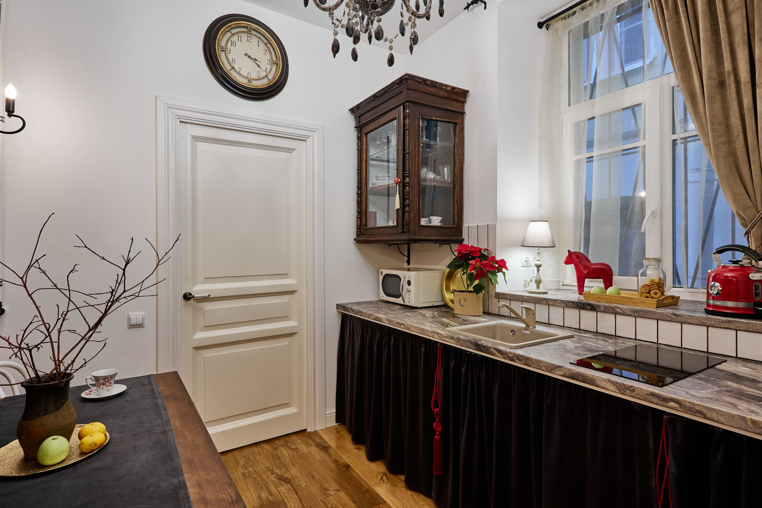 Английский пр. 17-19. Фотограф Александра Иванова