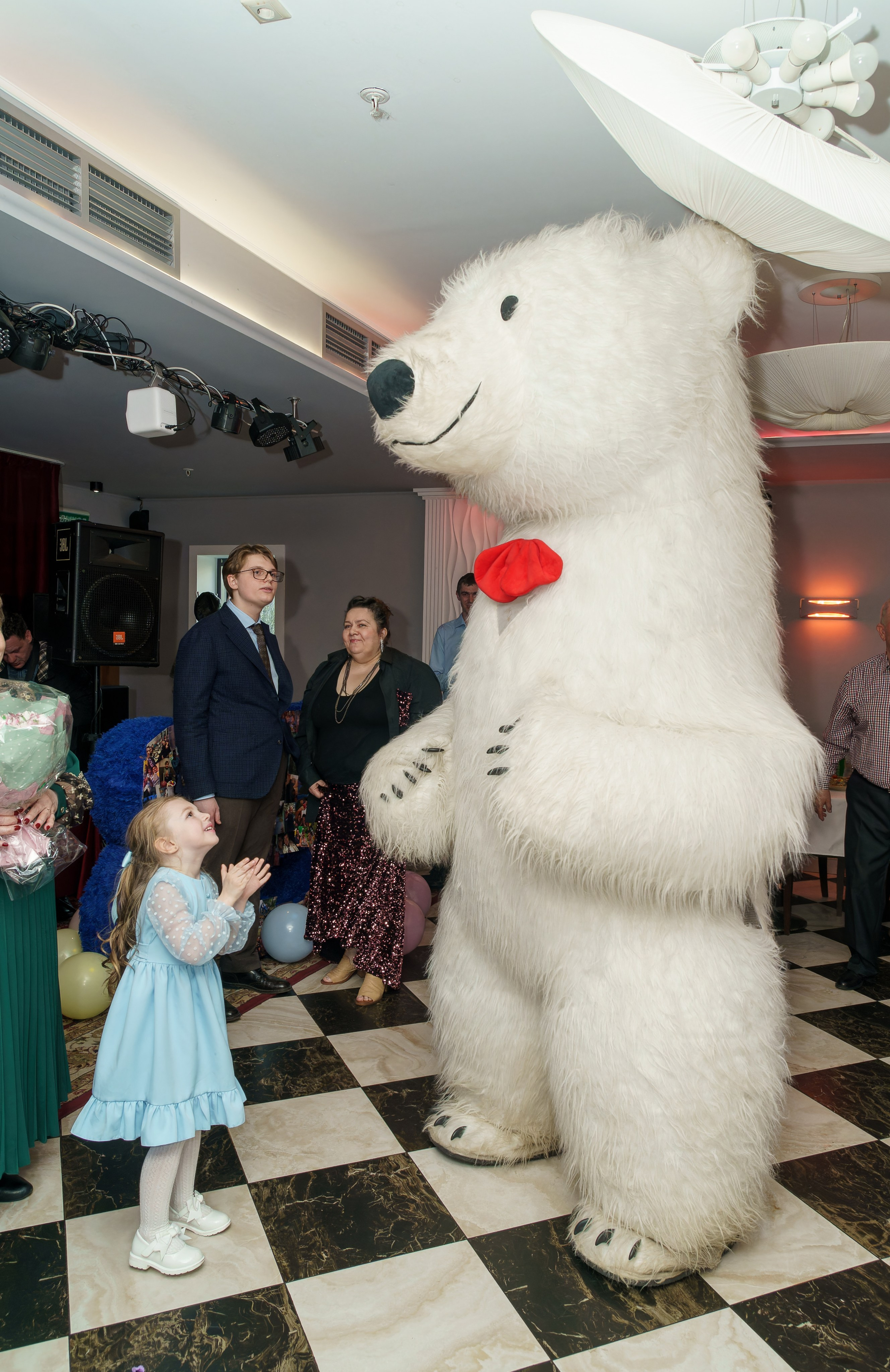 Фотосъёмка на юбилей и день рождение. «Студия DRONAVT`s» — видеосъёмка и фотография г. Москва