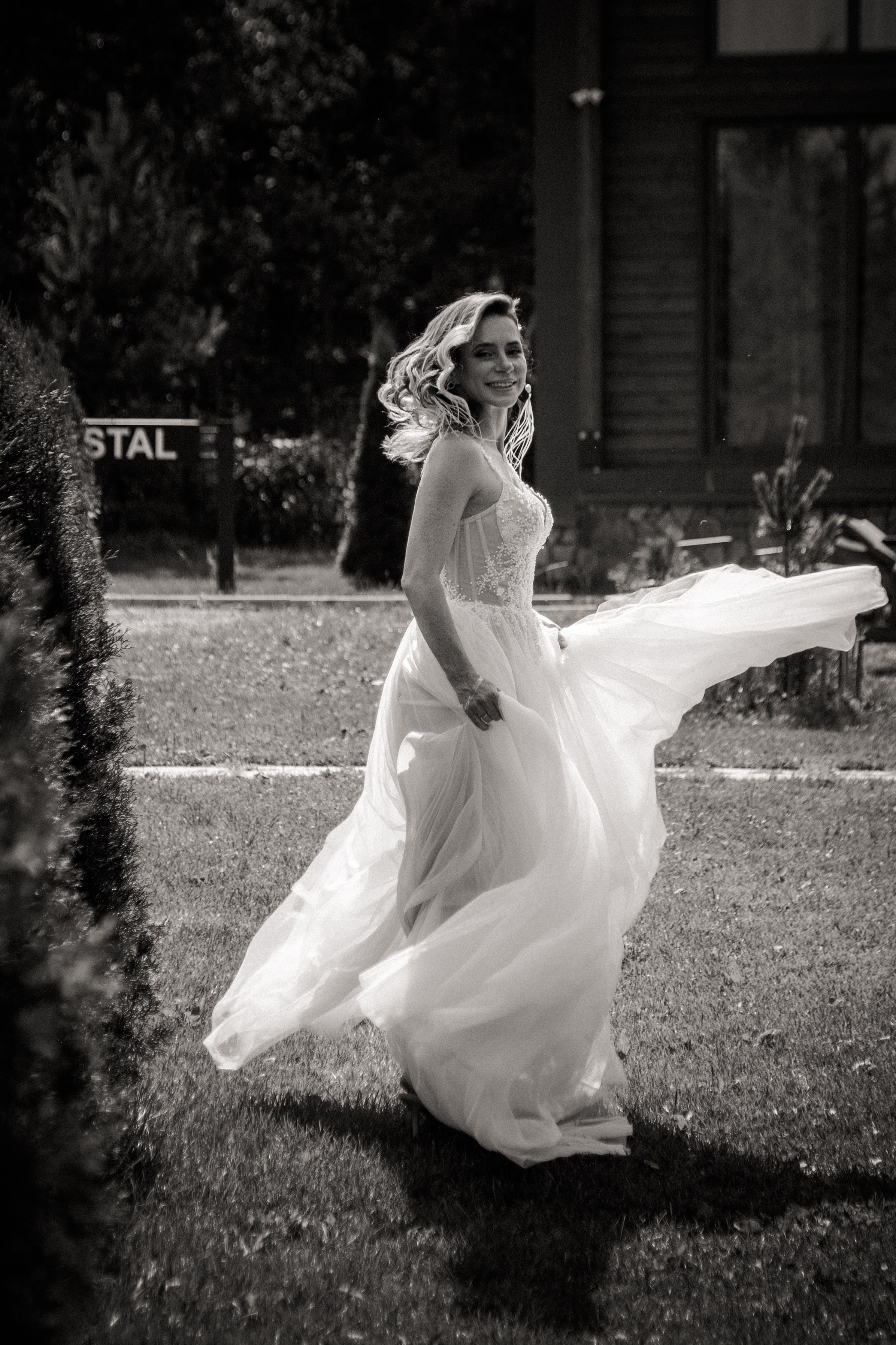 Свадебная фотосъемка в загородном отеле «LaFa». Свадебный и семейный фотограф в Москве и Подмосковье Лариса Козлова