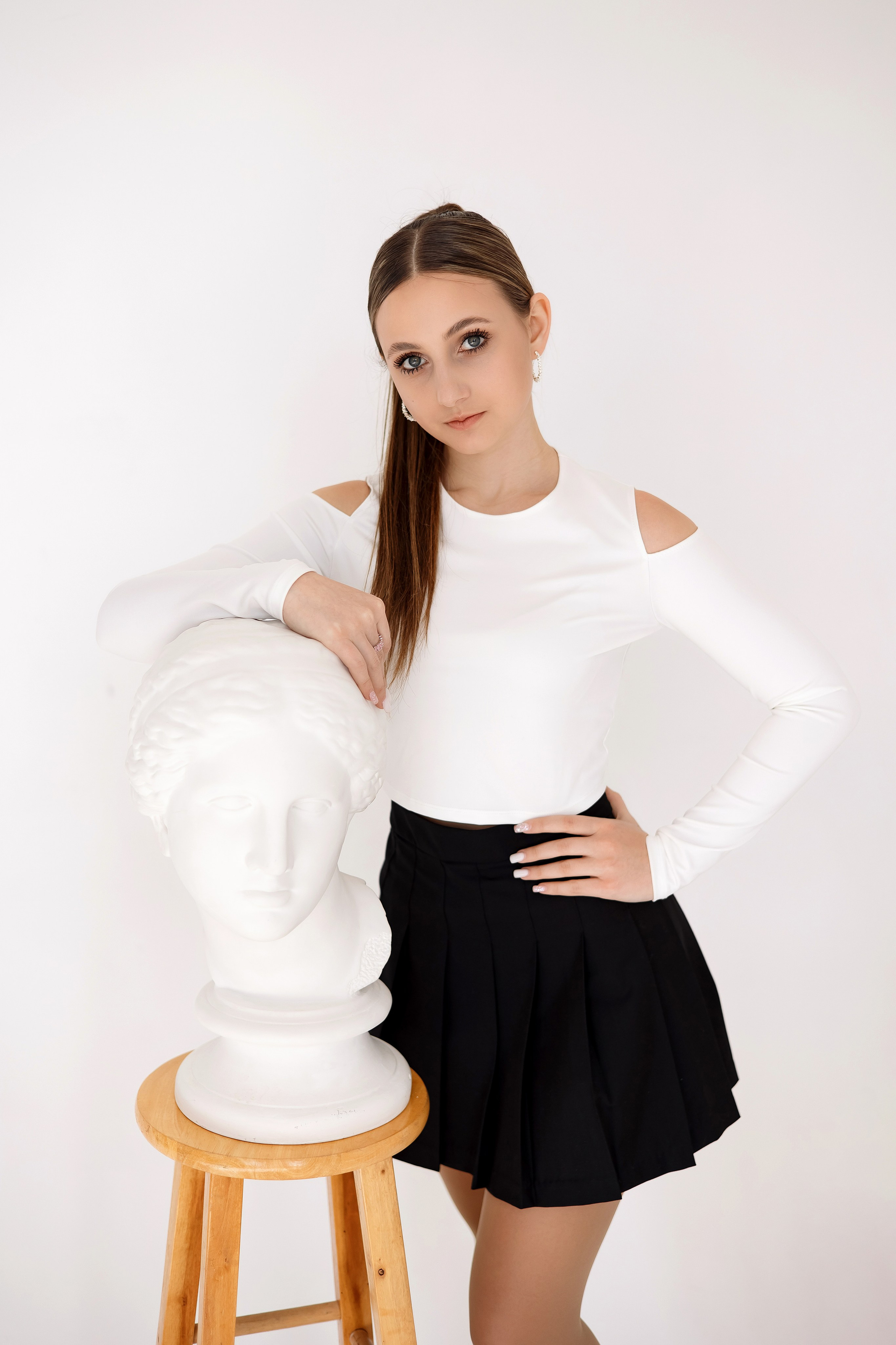 11 класс съемка на циклораме. Фотограф Любовь Корниенко, Примоский край