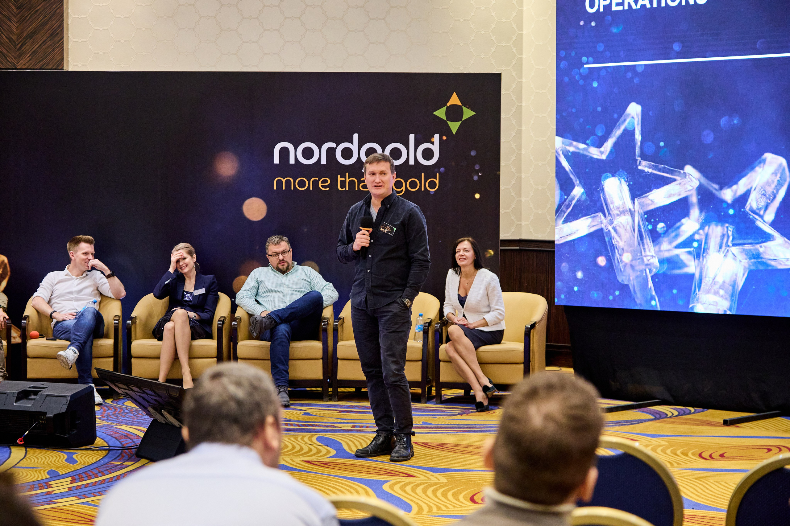 Форум / Конференция. Фотограф видеограф широкого профиля Денис Захаров