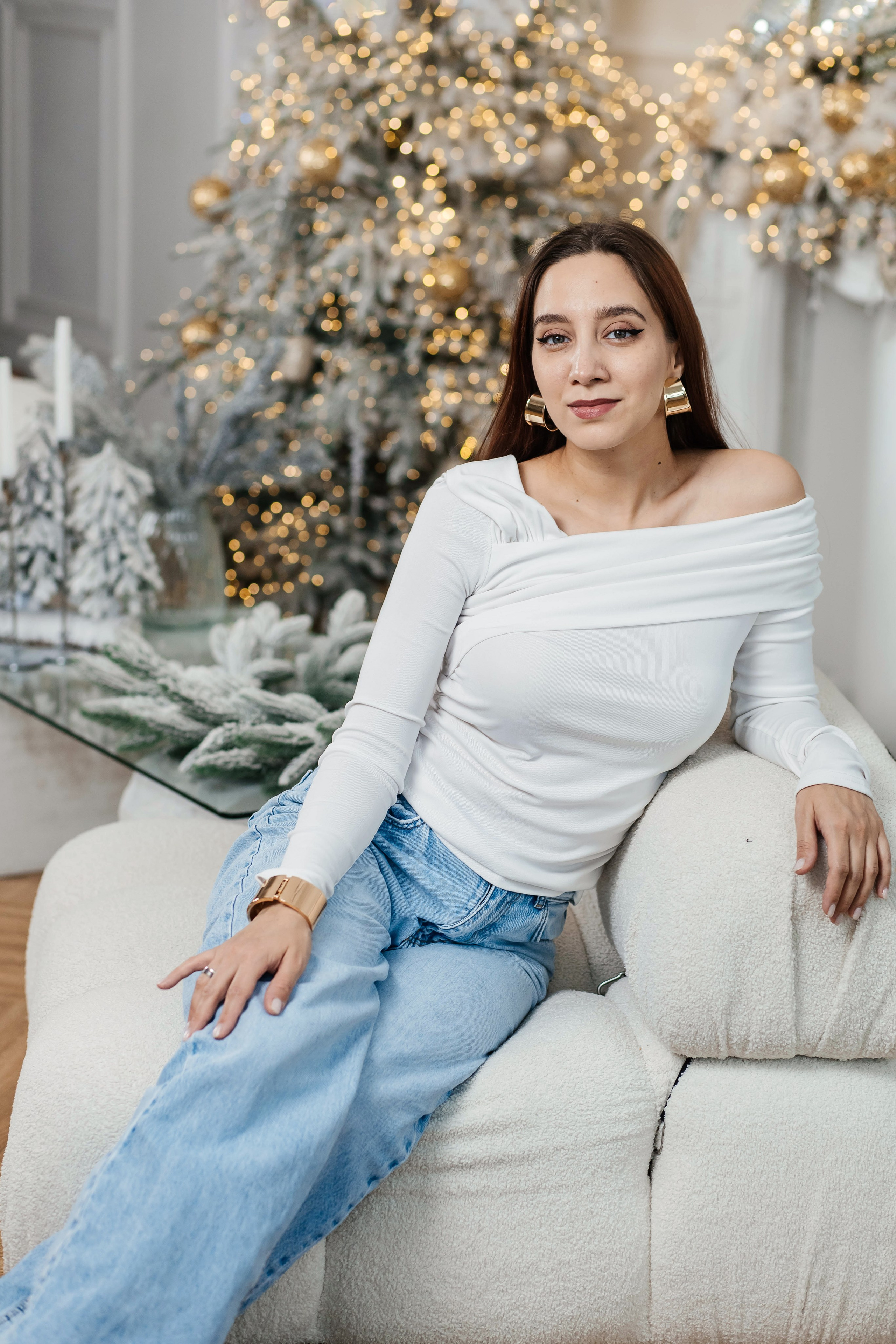 Семейная фотосессия большой семьи НГ 2026. Женский фотограф в Оренбурге Ирина Заводчикова