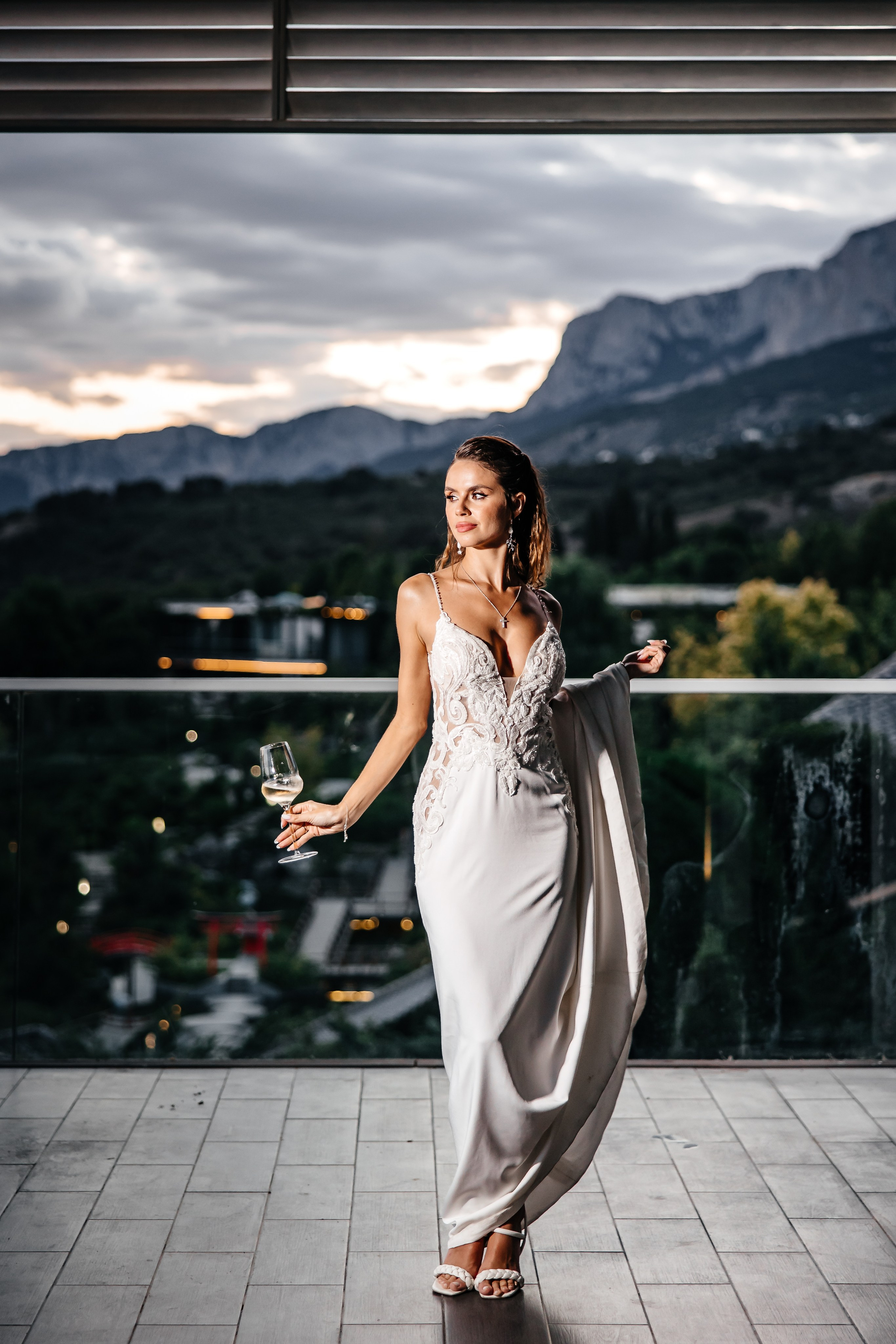 Эмоциональная свадебная фотография. Свадебный фотограф в Крыму и Севастополе Ольга Баскакова