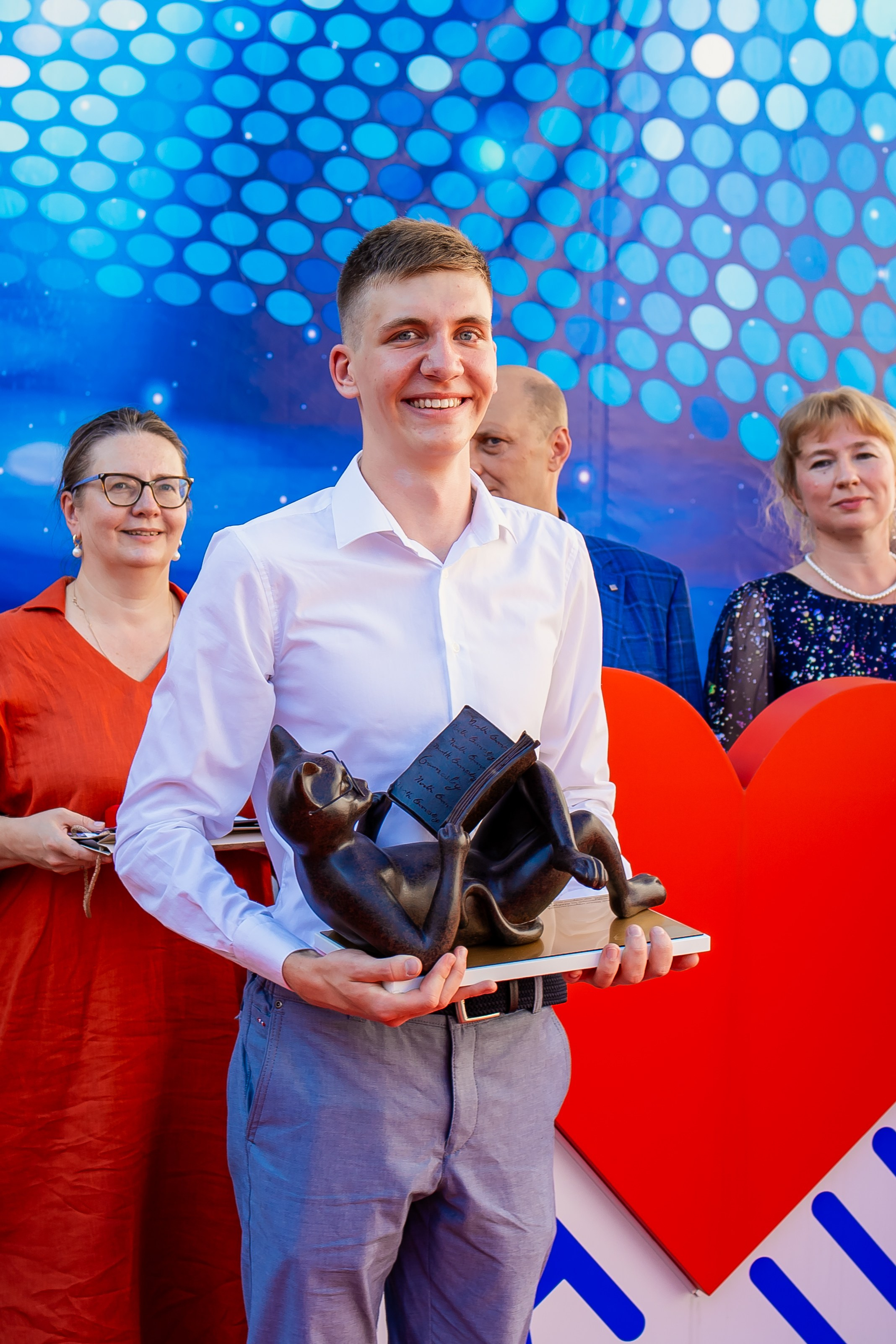 Выпускной в школе № 1363. Фотограф Иван Шабунов