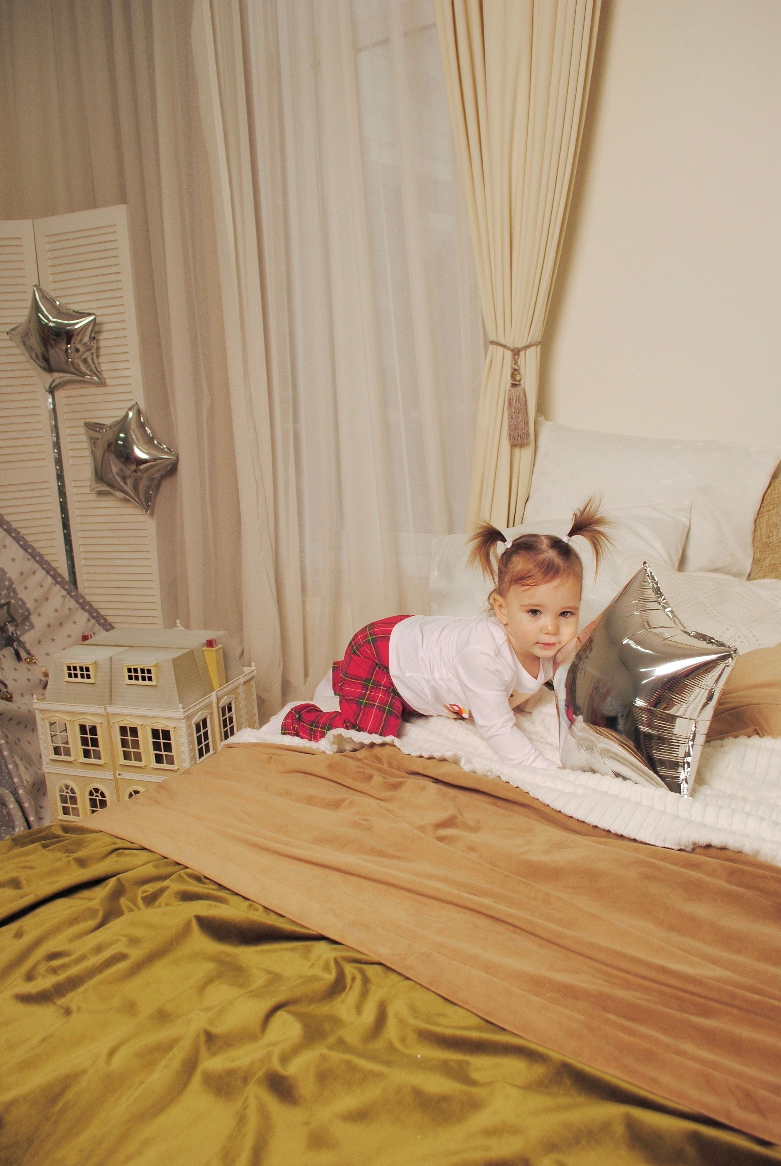 Анастасия и дочери. Фотограф Мария Мусаелян