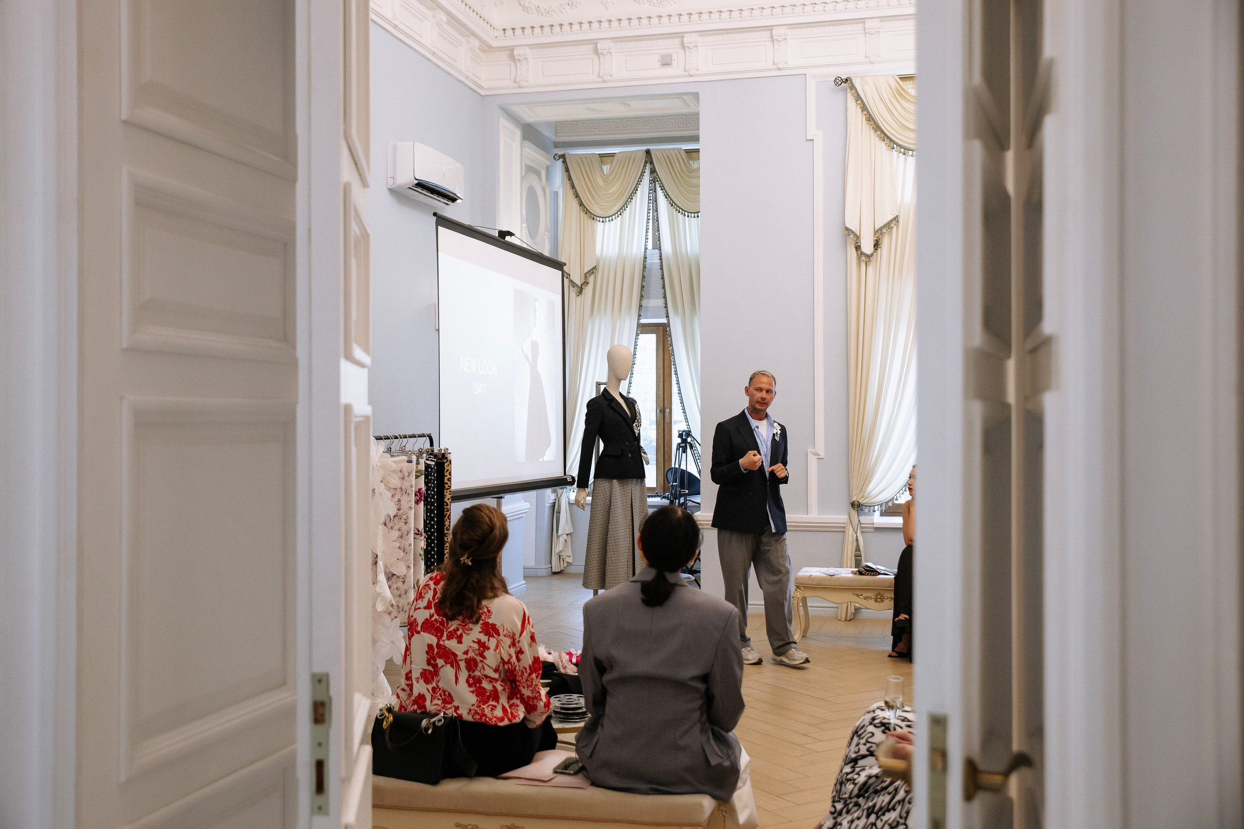 Вечер в стиле DIOR во Дворце бракосочетания | Съёмка NA_KULTURNOM Екатеринбург