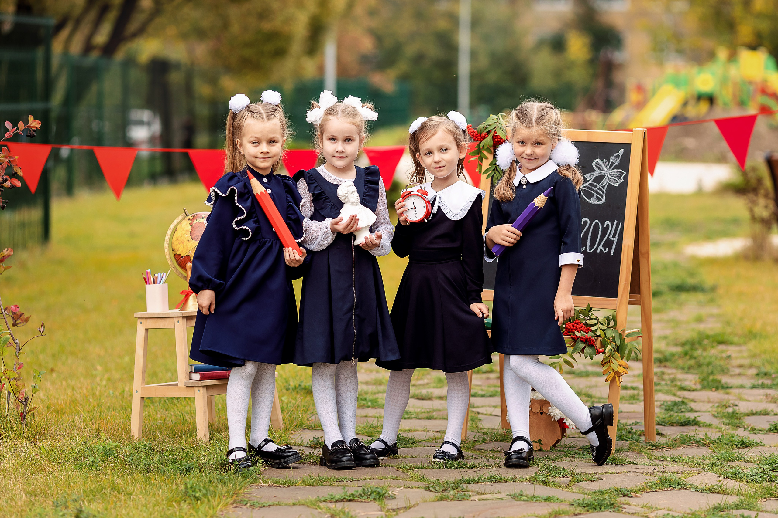 НАЧАЛЬНАЯ ШКОЛА. Фотокомпания «Алые паруса» выпускные альбомы Москва и МО