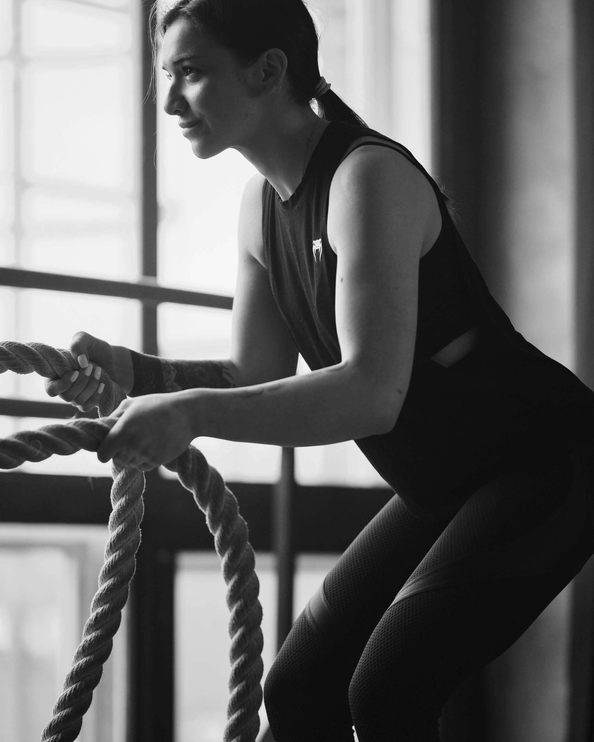 Фотосъемка для фитнес тренера ddx Fitness. Профессиональный фотограф в Москве — Максим Дьяконов