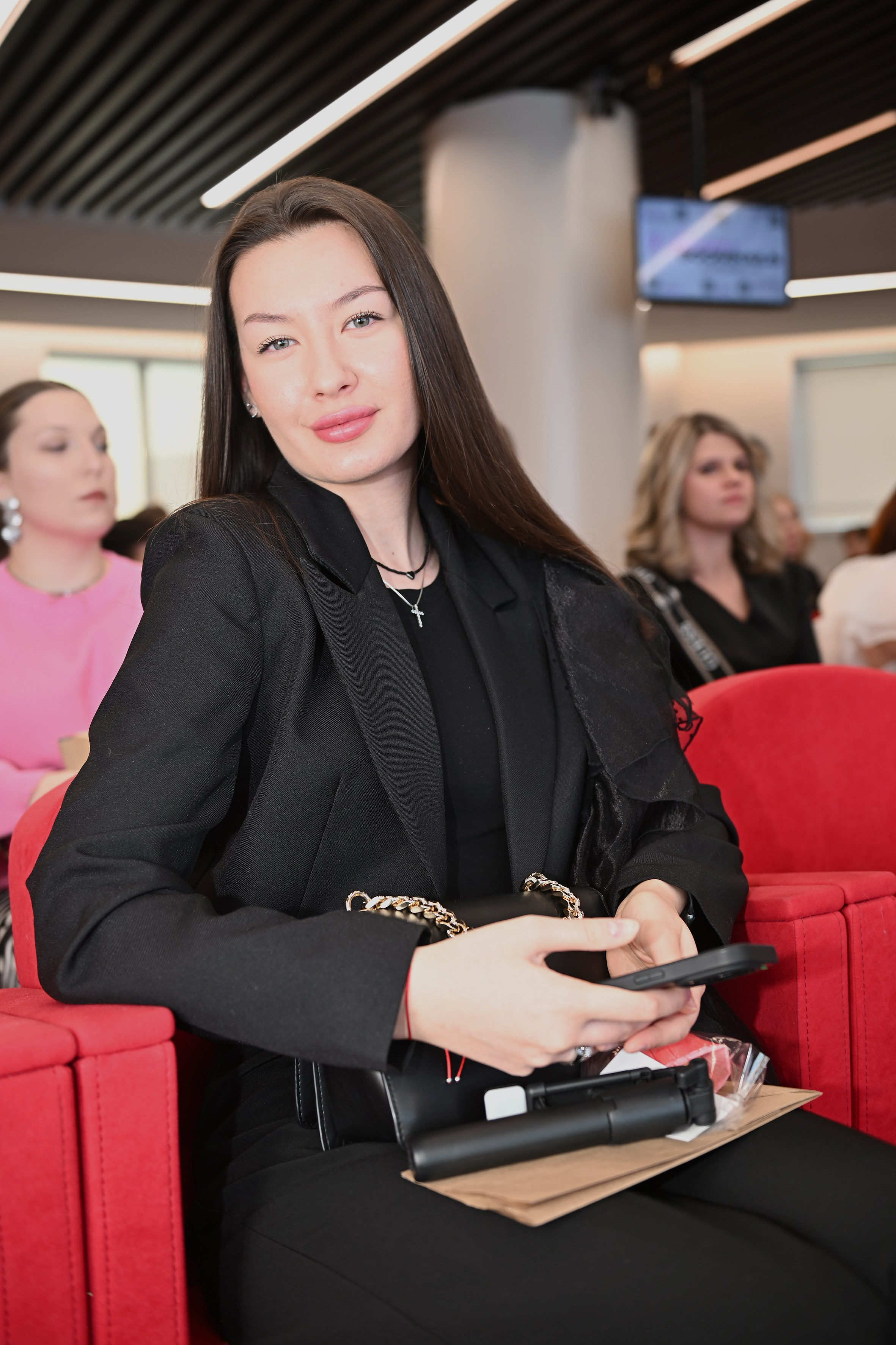 ЖЕНСКИЙ ПОРТРЕТ. Мир вокруг меня