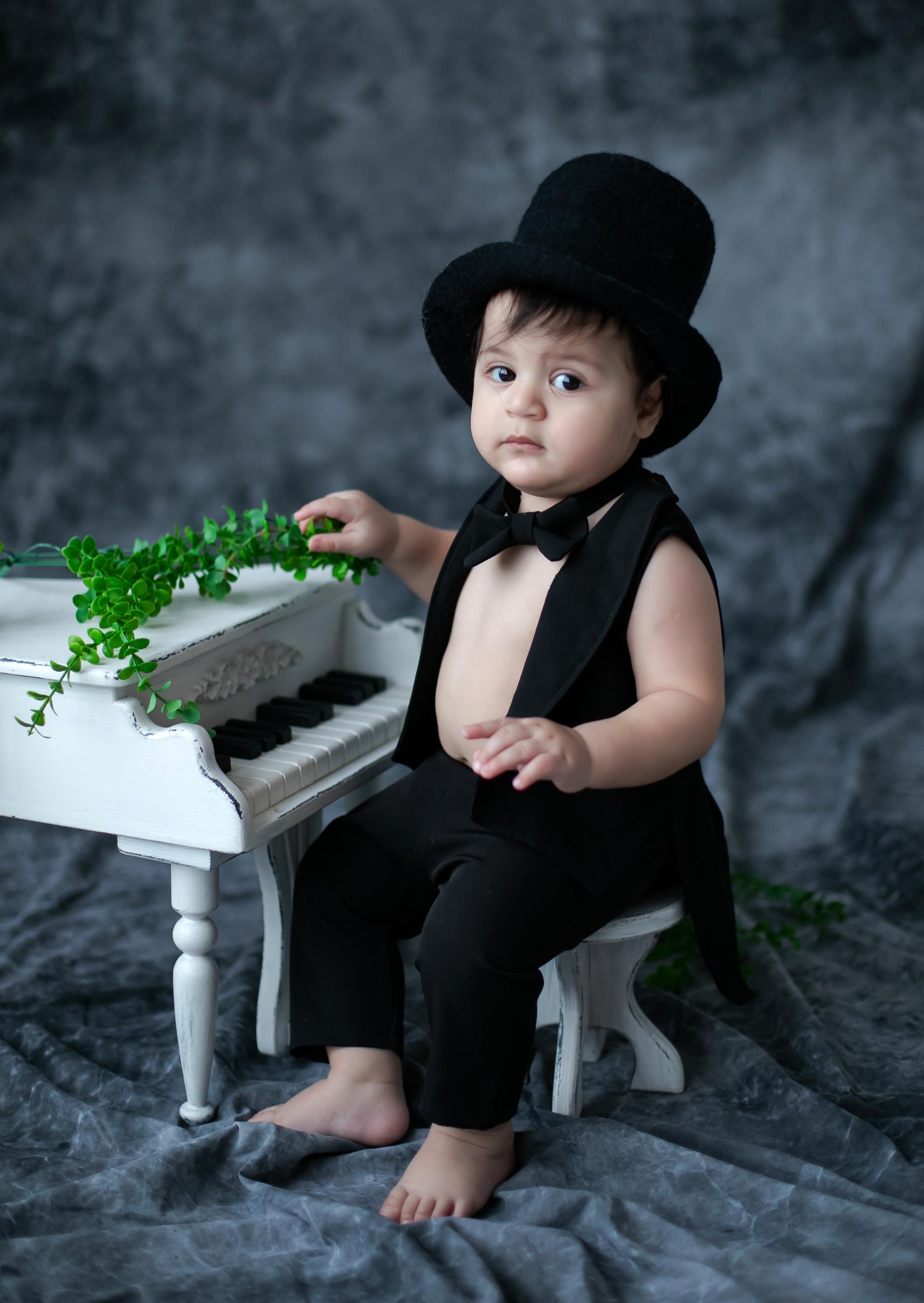 Годик. Главная