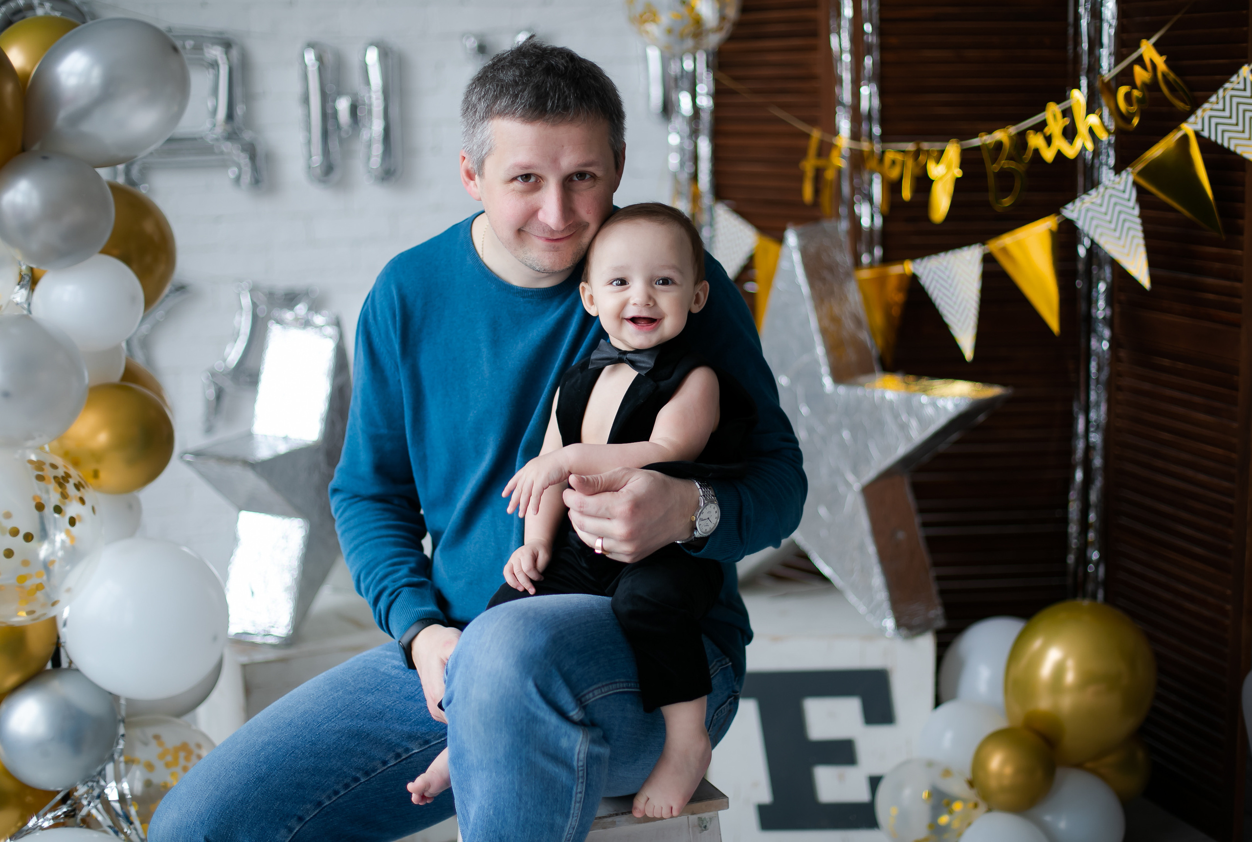 Годик. Главная