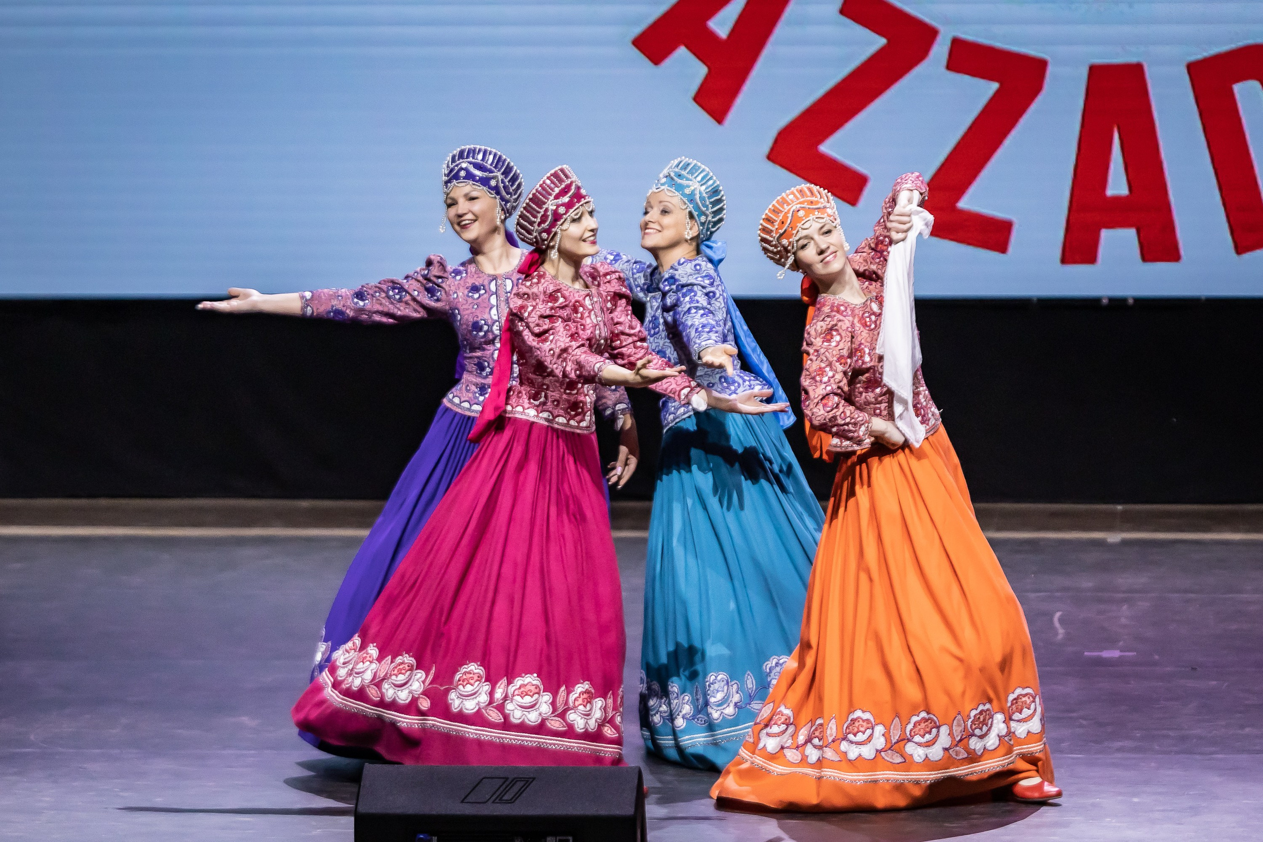 Концерт ансамбля народного такца «Раззадоры». Фотограф Владимир Охрименко