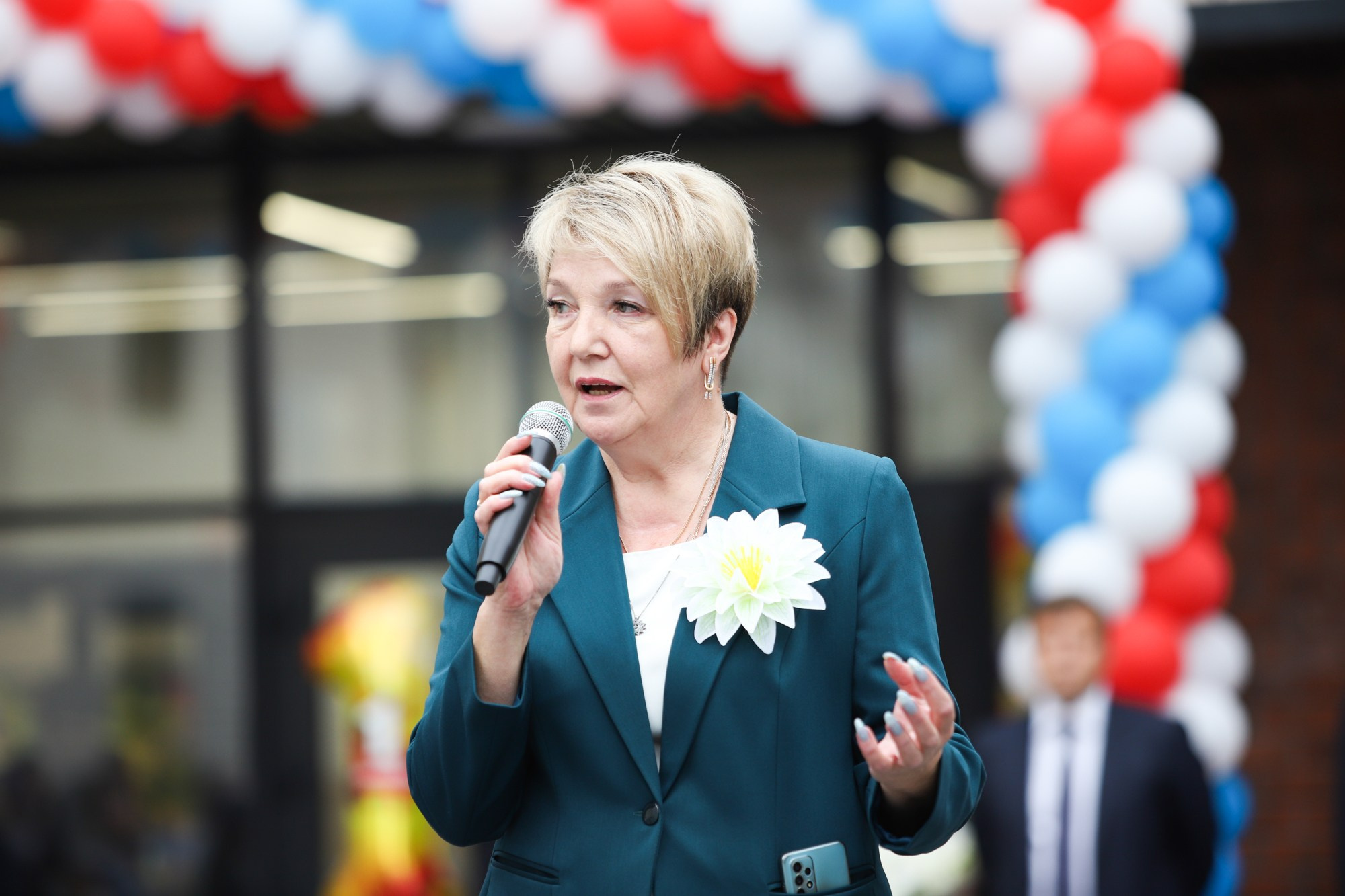 1 сентября в школе № 104. Фотограф Дарья Попова