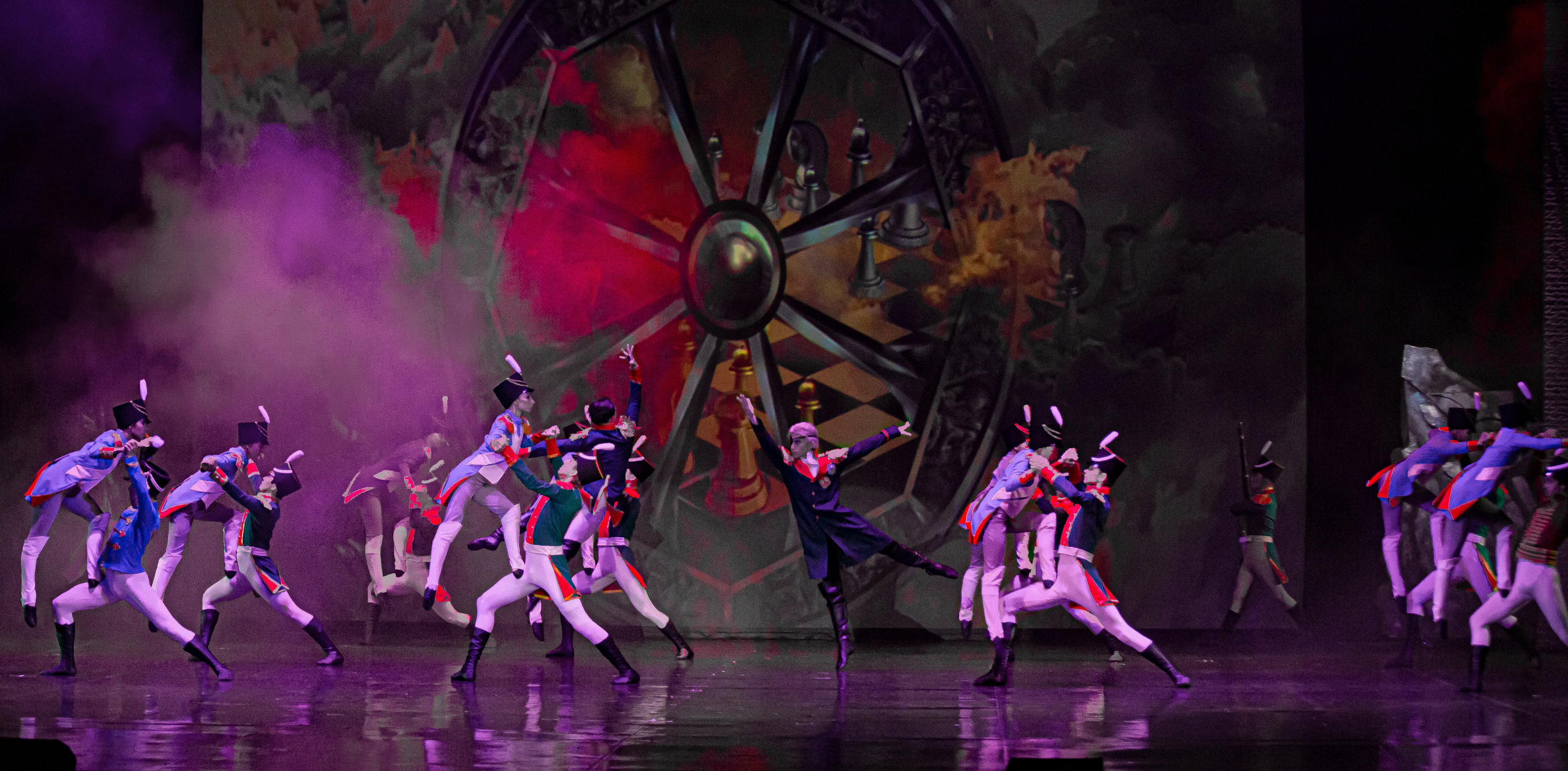 Война и Мир балет Марийского театра оперы и балета на сцене Зимнего театра г. Сочи премьера. Фотограф в Сочи Юрий Шептаев