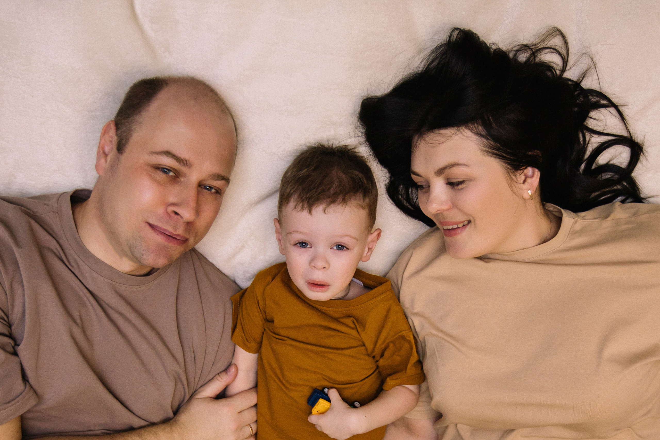 Ярослав + Юля + Егор. Главная